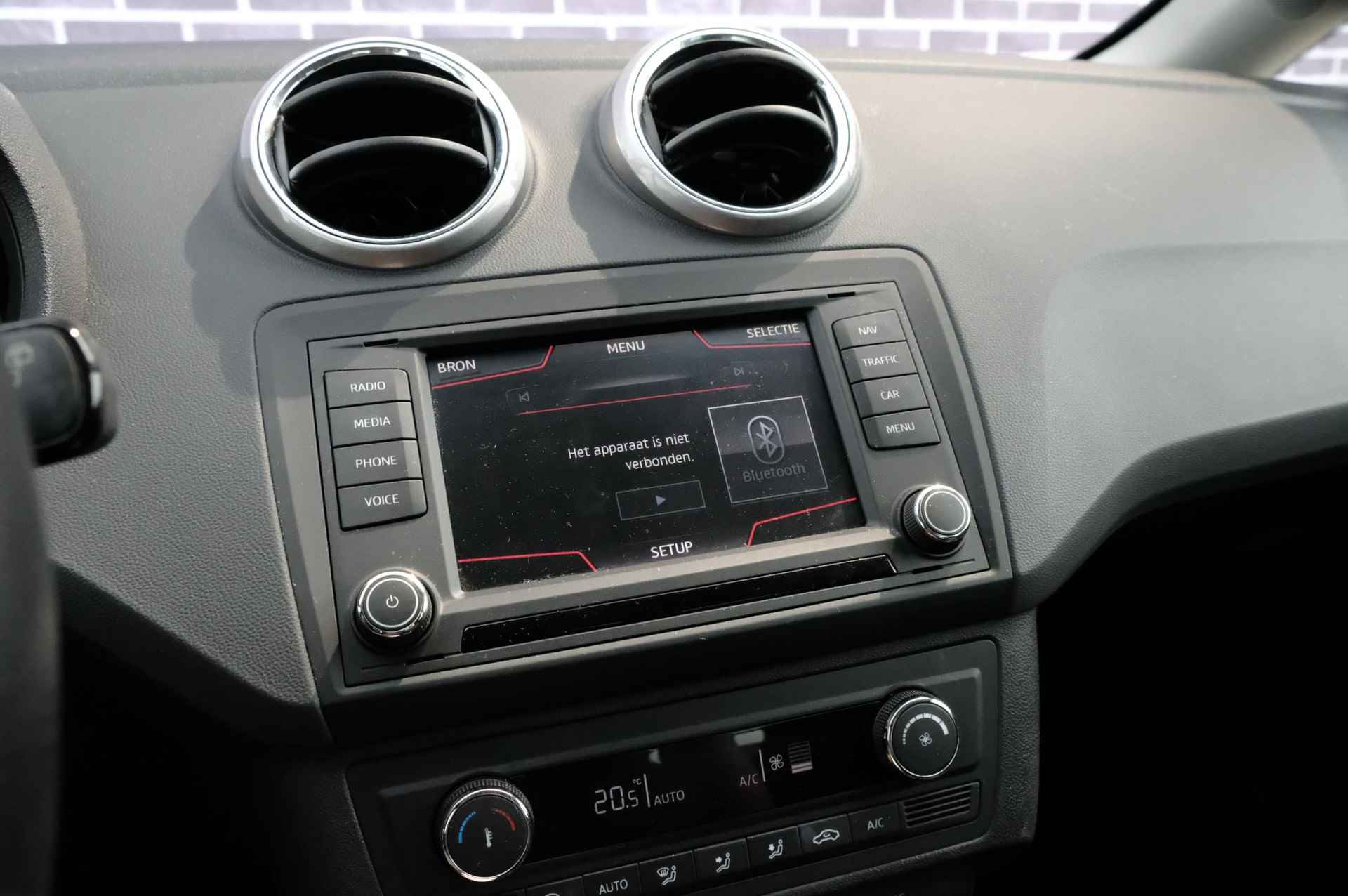 SEAT Ibiza SC 1.0 EcoTSI FR Connect | achteruitrijcamera |  cruise control | DAB ontvanger | navigatie | sportstoelen | stoelverwarming - 29/38