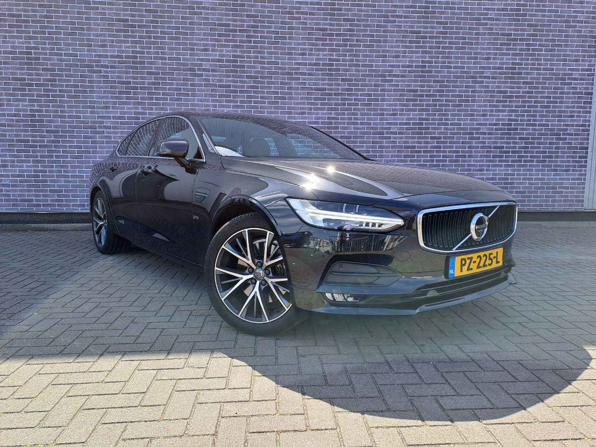 Volvo S90 T5 Automaat Momentum | 360º Camera | Head-up Display | Schuif/kanteldak | Keyless entry | DAB+ | Adaptive Cruise control - 5/6