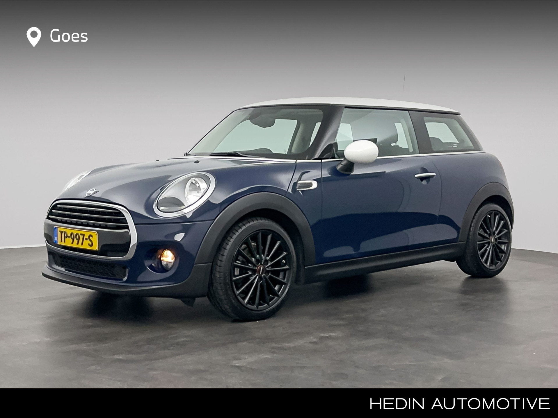 MINI 3-deurs 1.5 Cooper Business | Alarmsysteem klasse 3 (VbV/SCM) | Middenarmsteun voor | Airconditioning | Cruise Control | Smartphone integratie | MINI Navigatiesysteem |