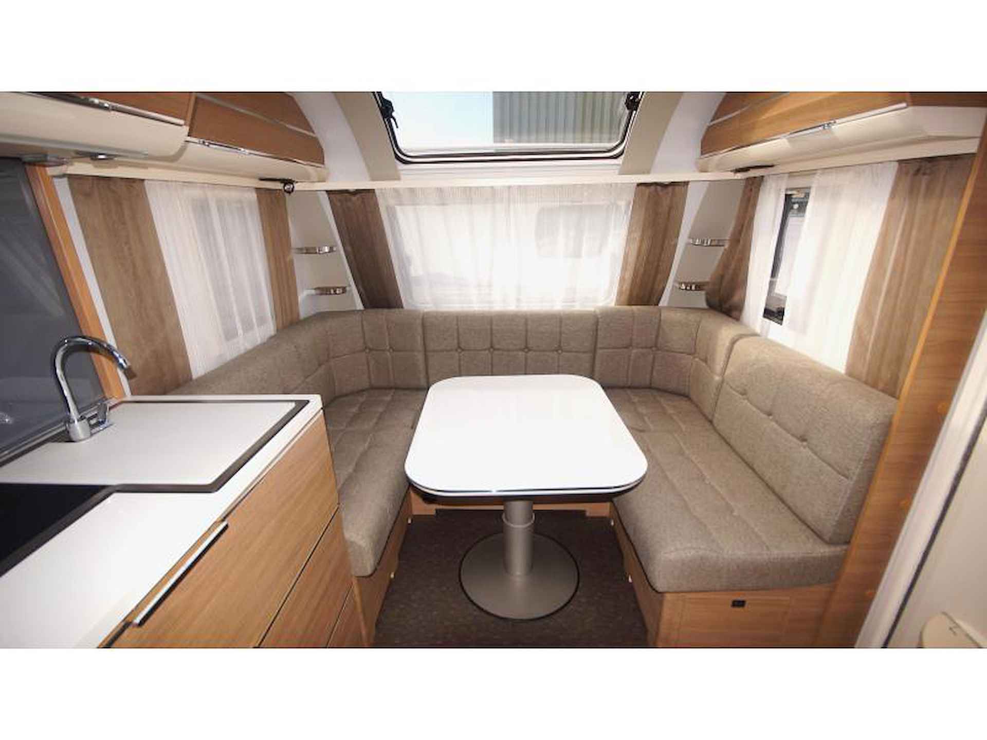 Adria Adora 512 UP Voortent/Mover/Ultraheat - 6/16