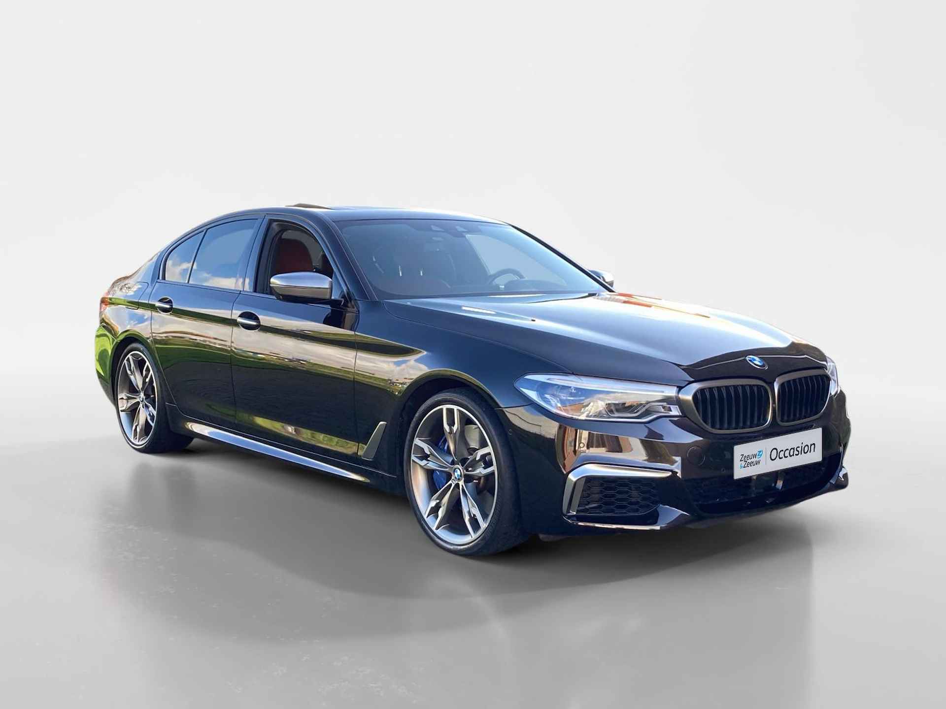 BMW 5-serie M550i xDrive High Executive | Unieke NEDERLANDSE en zeer mooie BMW | Full options | 8 cilinder met 462pk! | Weinig kilometers! | - 7/34