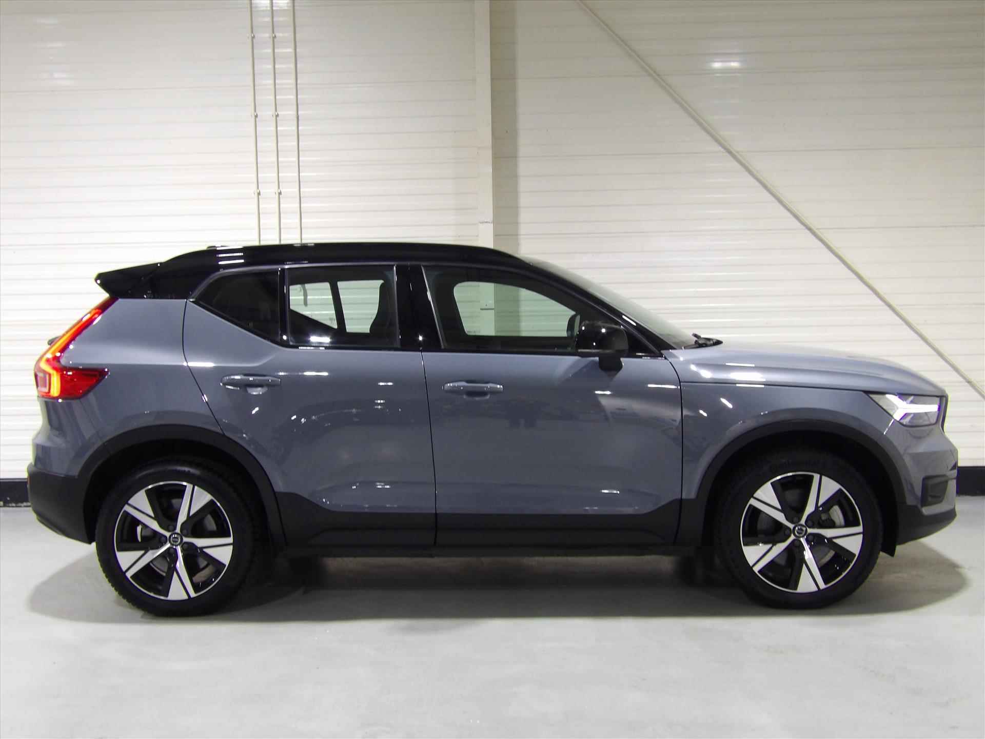 Volvo Xc40 P8 408pk AWD Pure Electric R-Design - 8/41