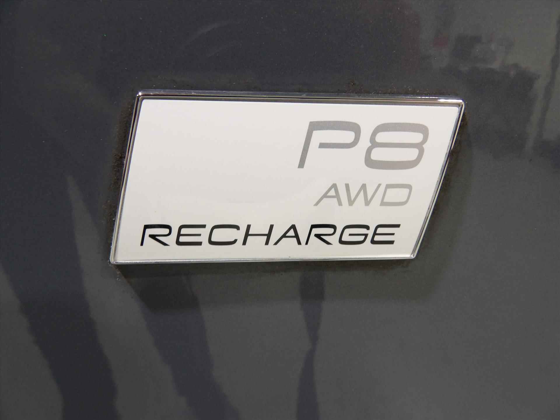 Volvo Xc40 P8 408pk AWD Pure Electric R-Design - 16/41