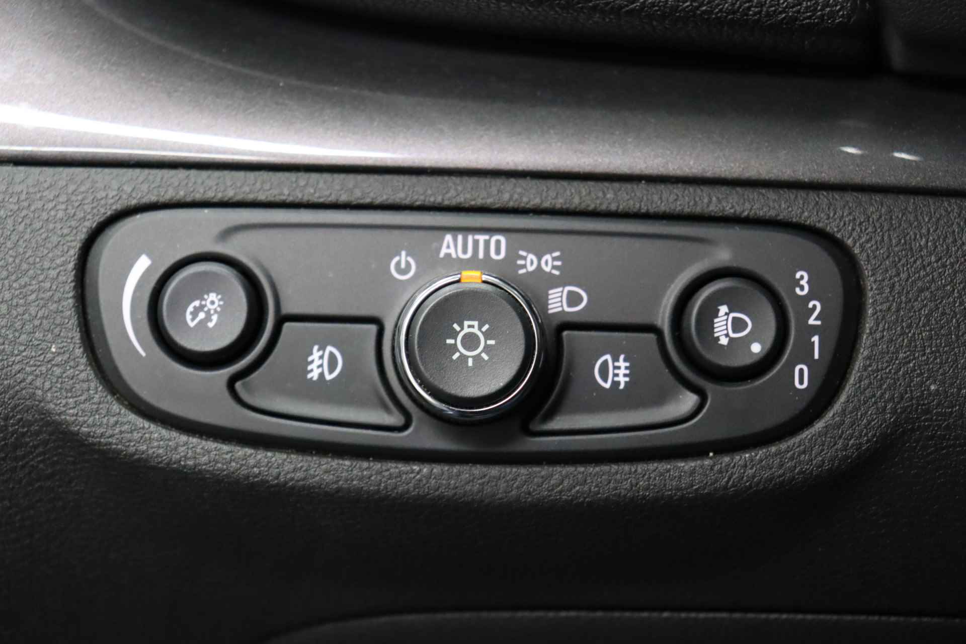 Opel Mokka X 1.4 Turbo Innovation Automaat | Navigatie | Cruise control | Clima | Camera - 20/29