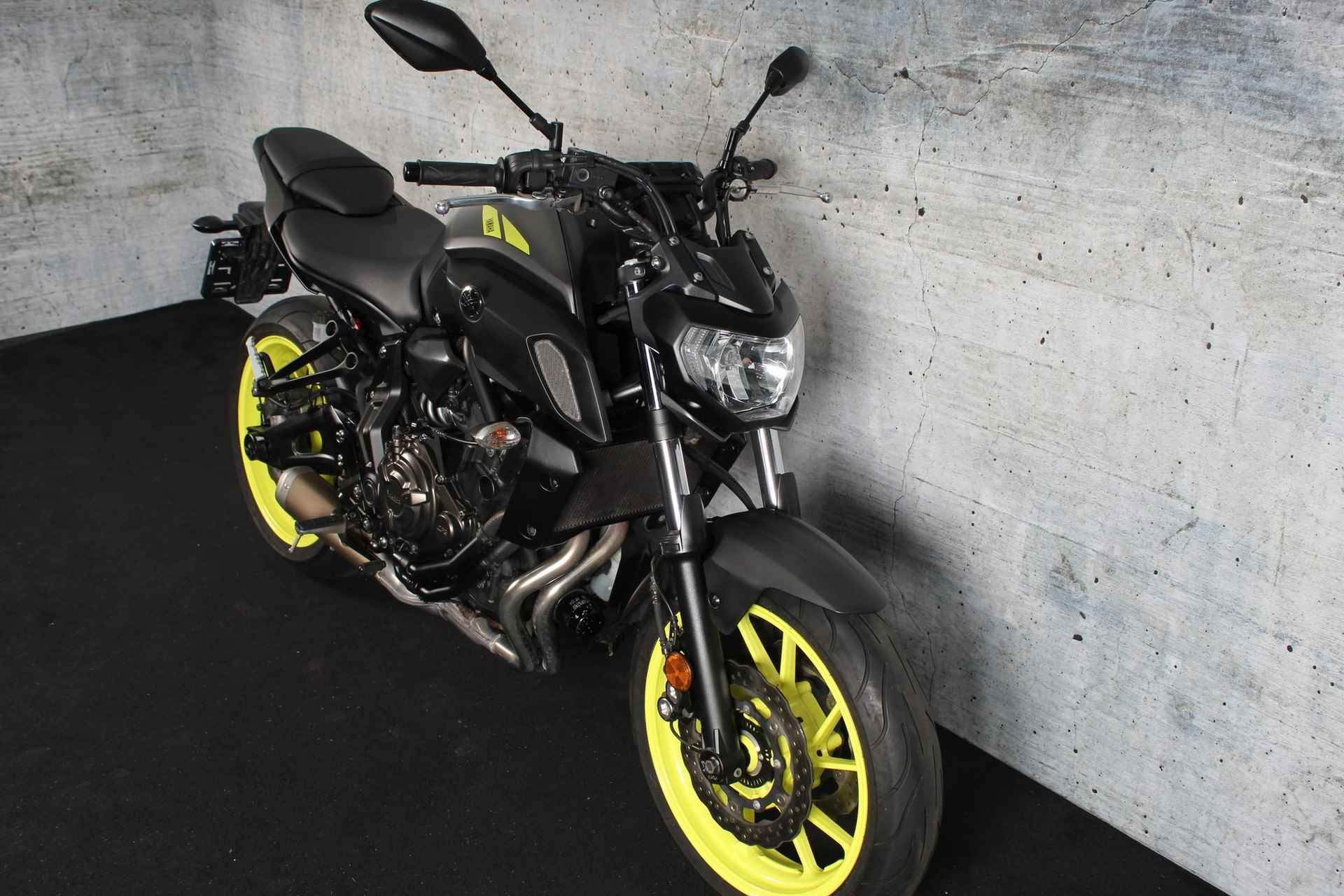 Yamaha MT 07 ABS - 3/18