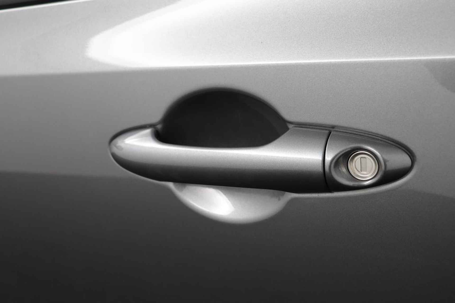 Kia Picanto 1.0 DPi DynamicLine - Airco - Cruise Control - Apple Carplay/Android Auto - Achteruitrijcamera - Fabrieksgarantie tot 03-2029 - 17/47