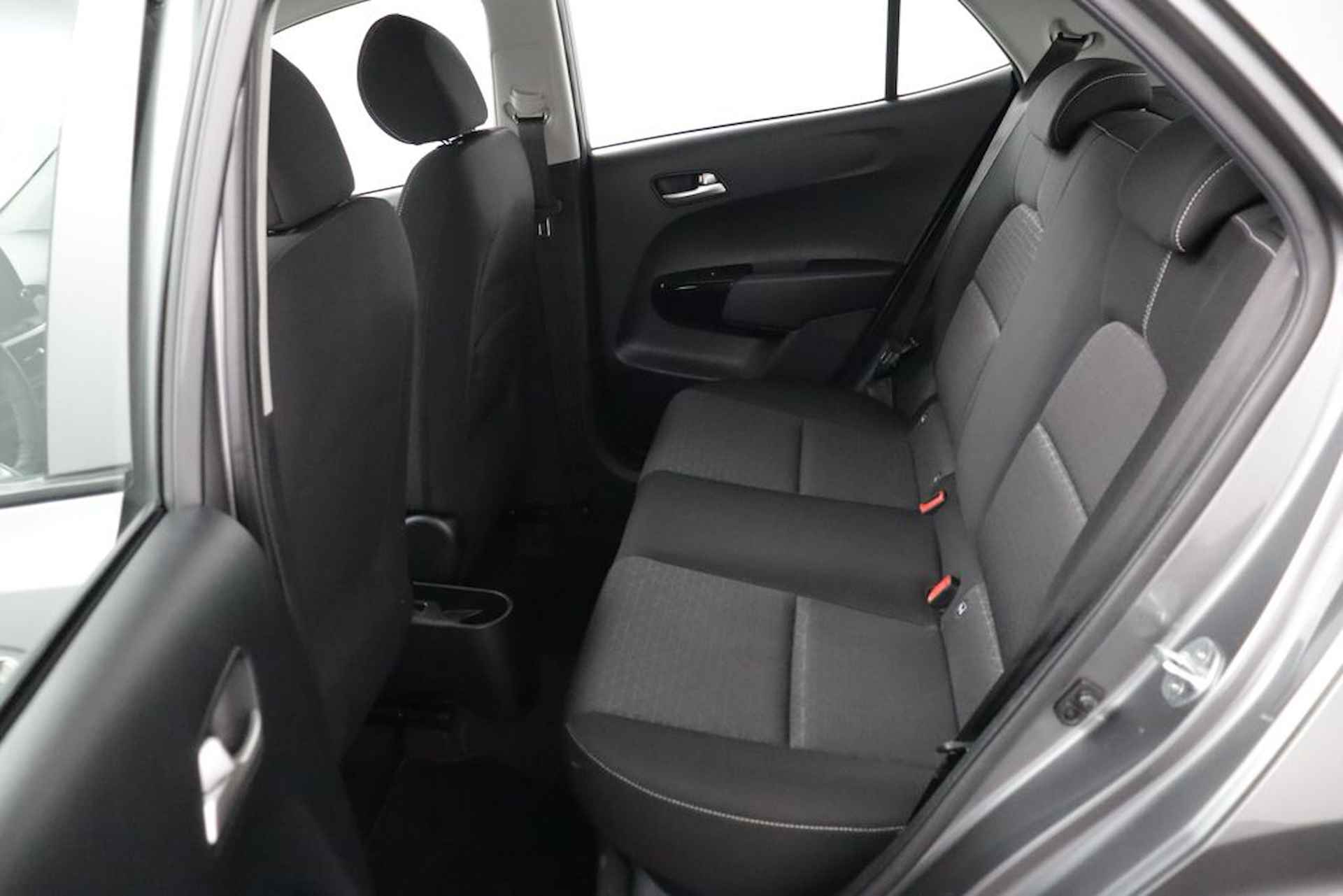 Kia Picanto 1.0 DPi DynamicLine - Airco - Cruise Control - Apple Carplay/Android Auto - Achteruitrijcamera - Fabrieksgarantie tot 03-2029 - 29/47