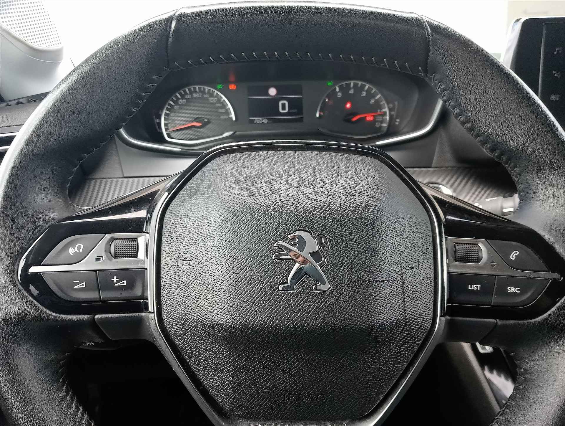 Peugeot 208 1.2 PureTech 100pk Active Pack | Navigatie BY APP | Stoel verwarming |Achteruitrij camera | Parkeer sensoren achter | - 6/22
