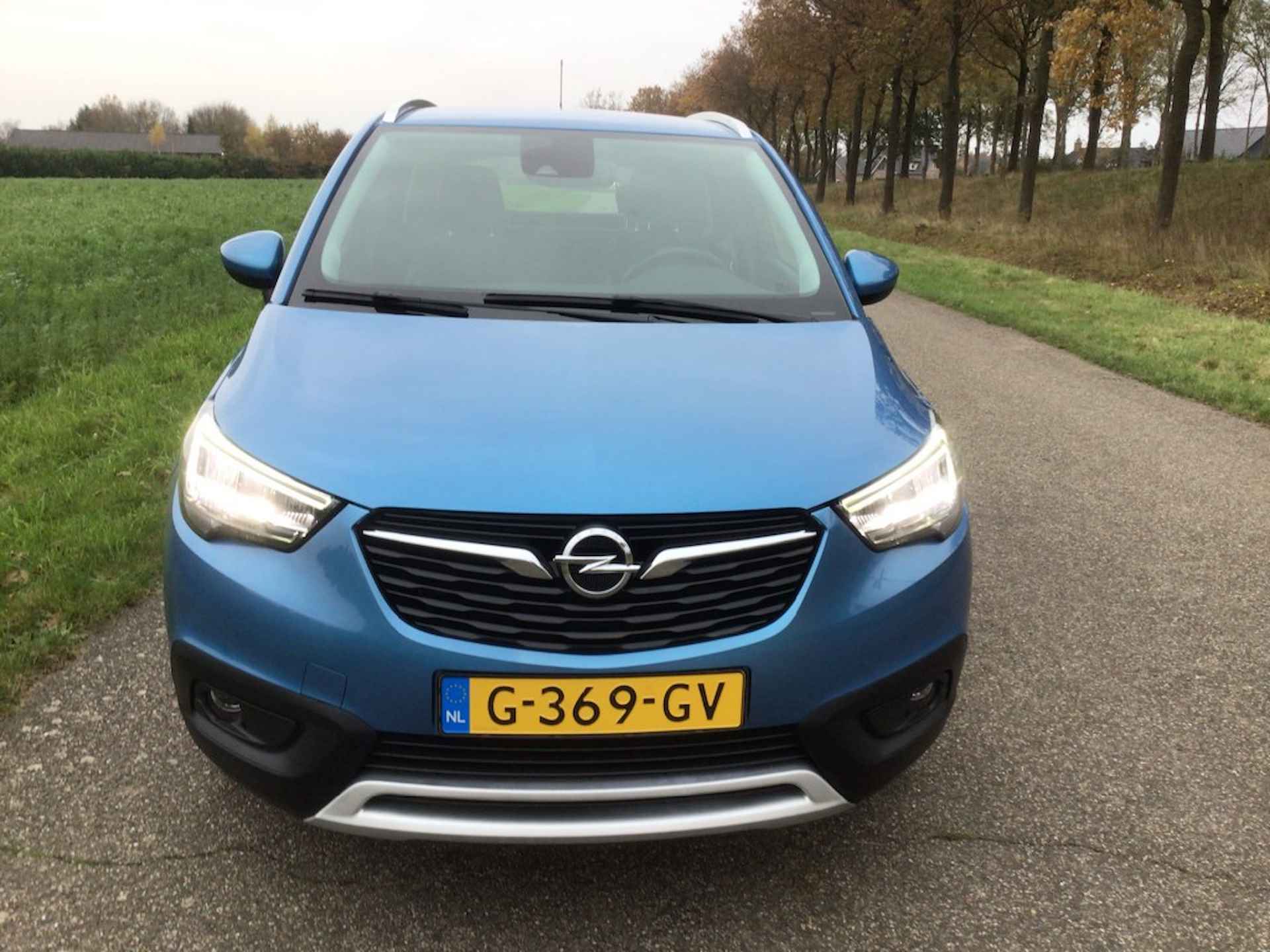 OPEL Crossland X 1.2 Turbo Innovation - 2/12