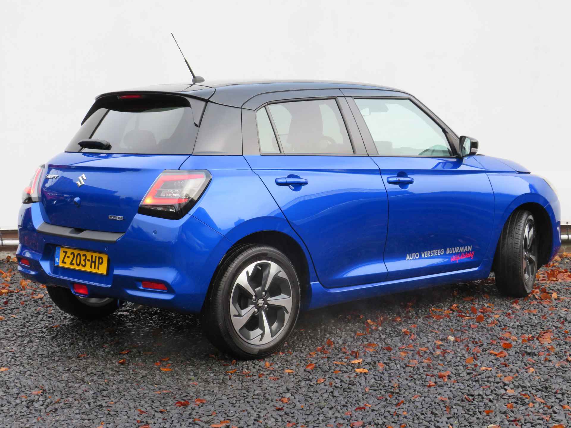 Suzuki Swift 1.2 Style/Stijl Smart Hybrid, NW MODEL, ORG NL en 5000 KM! Draadloos Carplay, Camera en parkeersensoren! - 4/37