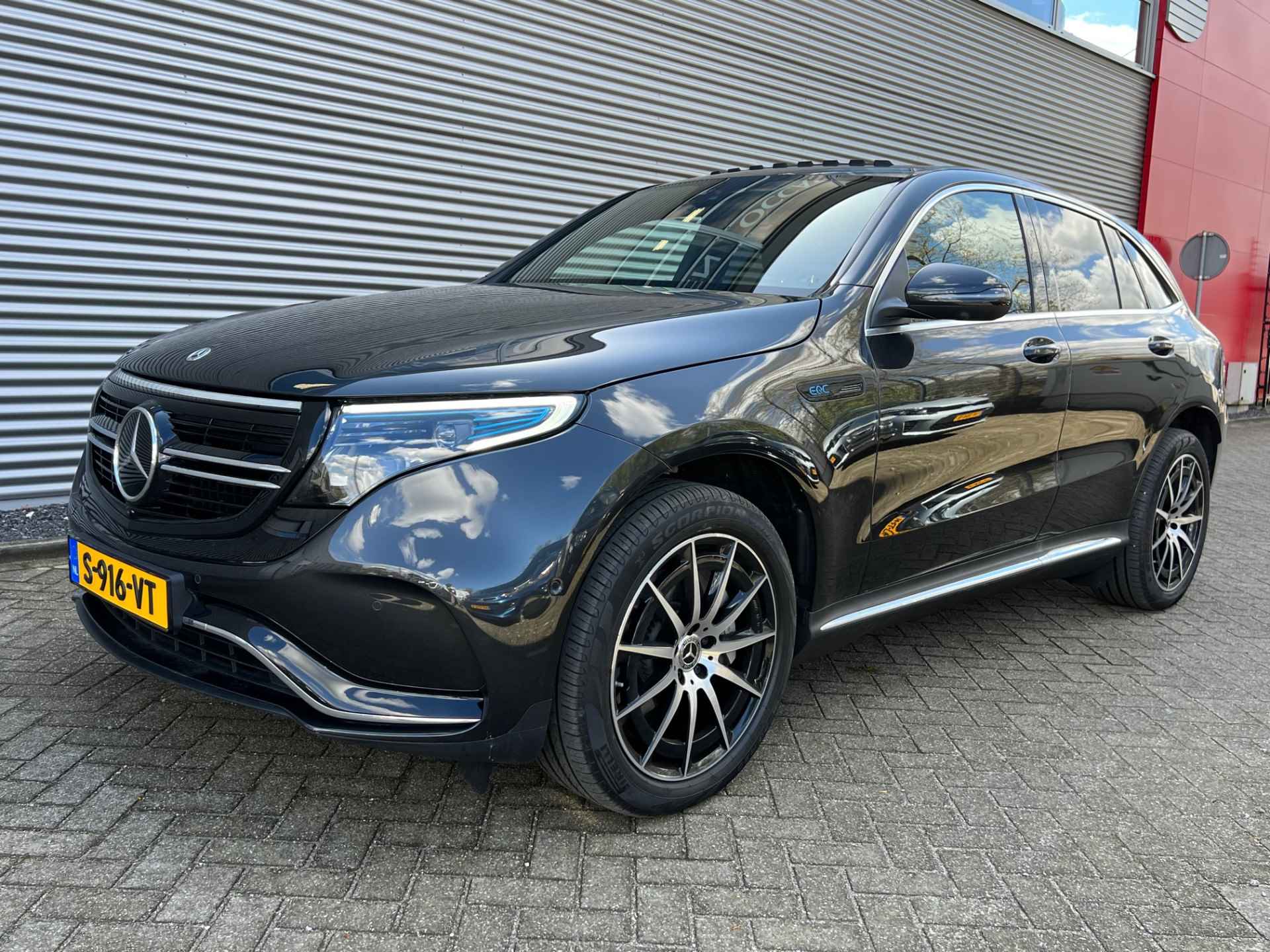 Mercedes-Benz EQC 400 4MATIC AMG Line 80 kWh | Multibeam LED | 360 Camera | Actie 1000 subsidie  | Info Bas: 0492-588982 Whatsapp: 0492588988 - 3/26