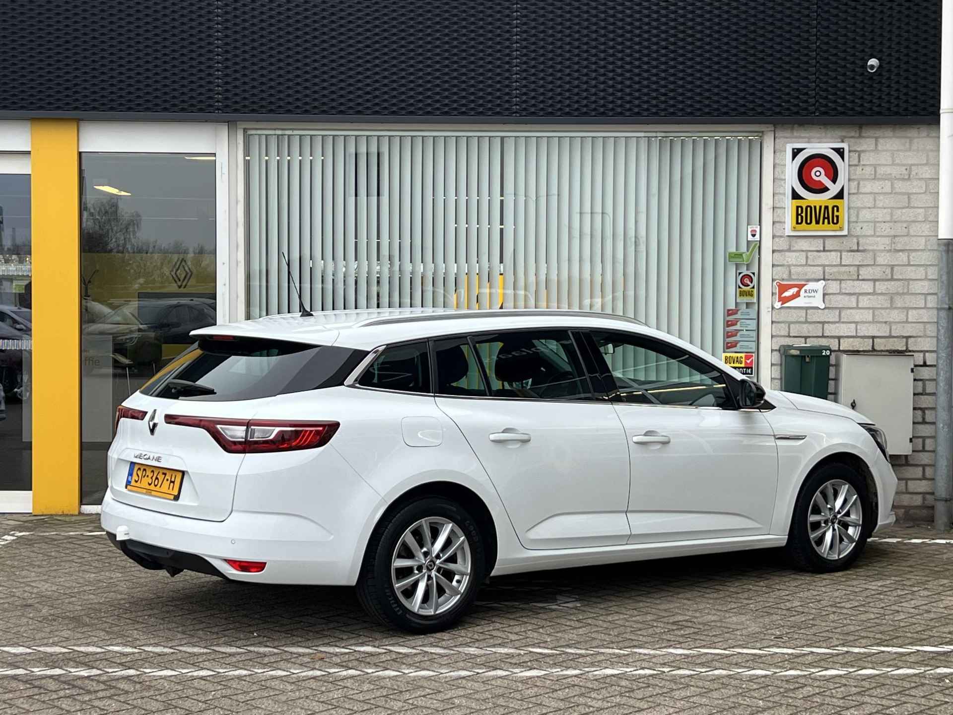 Renault Mégane Estate 1.5 dCi 110 EDC Limited | Trekhaak | Key-less | Navigatie | - 3/32