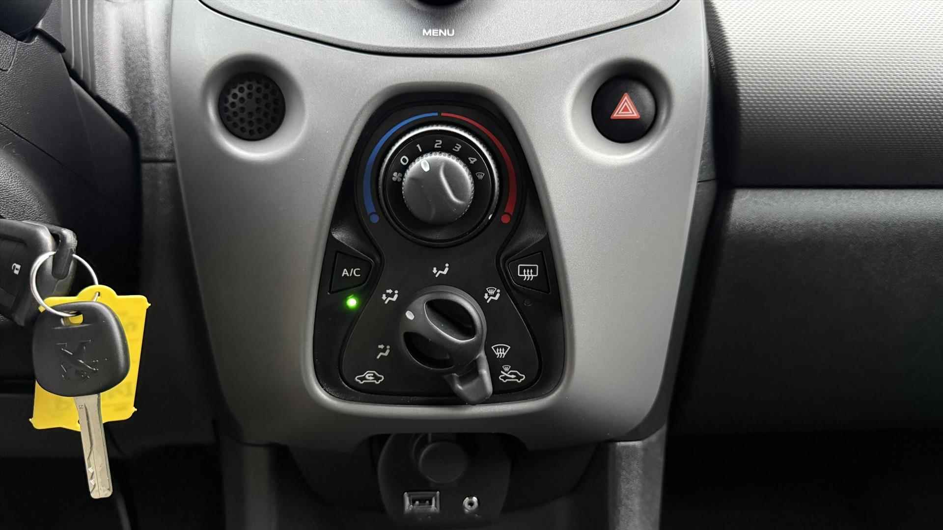 PEUGEOT 108 1.0 e-VTi 68pk 5D Active Automaat | Airco | Bluetooth |  5-deurs | - 37/41