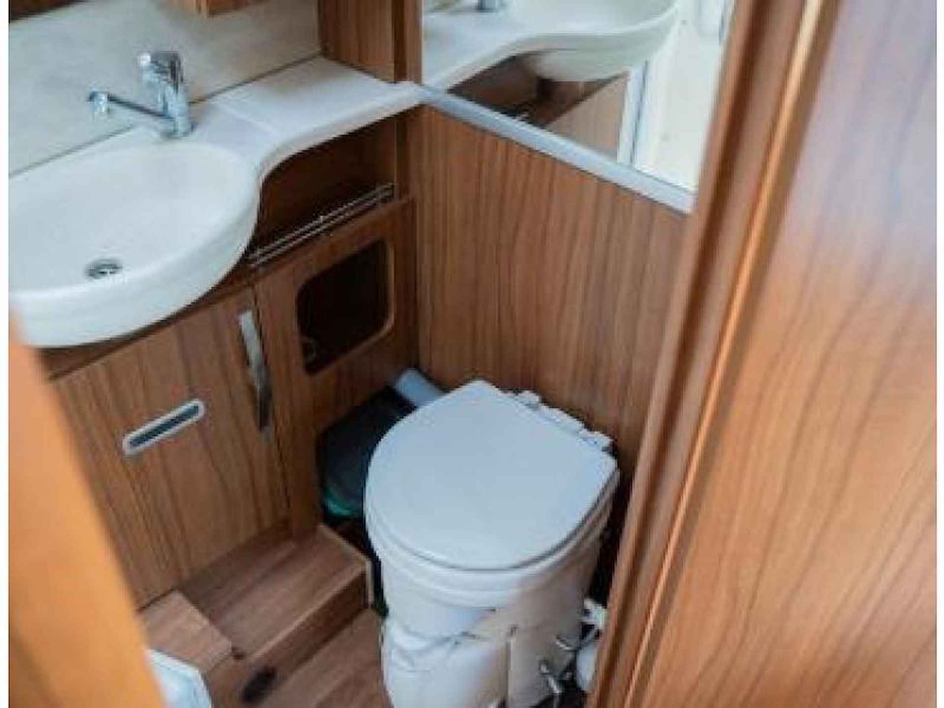 Hymer Exsis-I 524 - 17/22