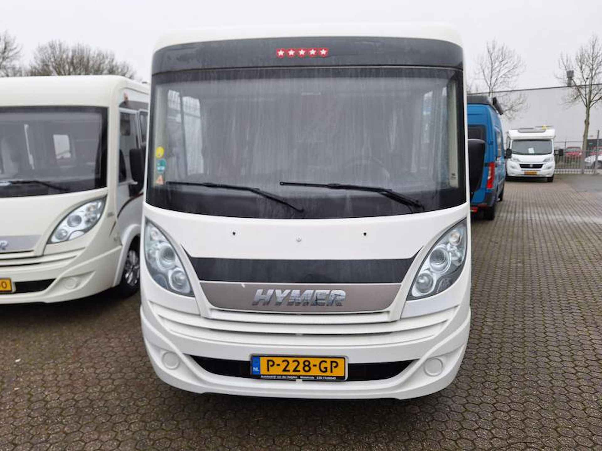 Hymer Exsis-I 524 - COMPACT - HEFBED - 15/25