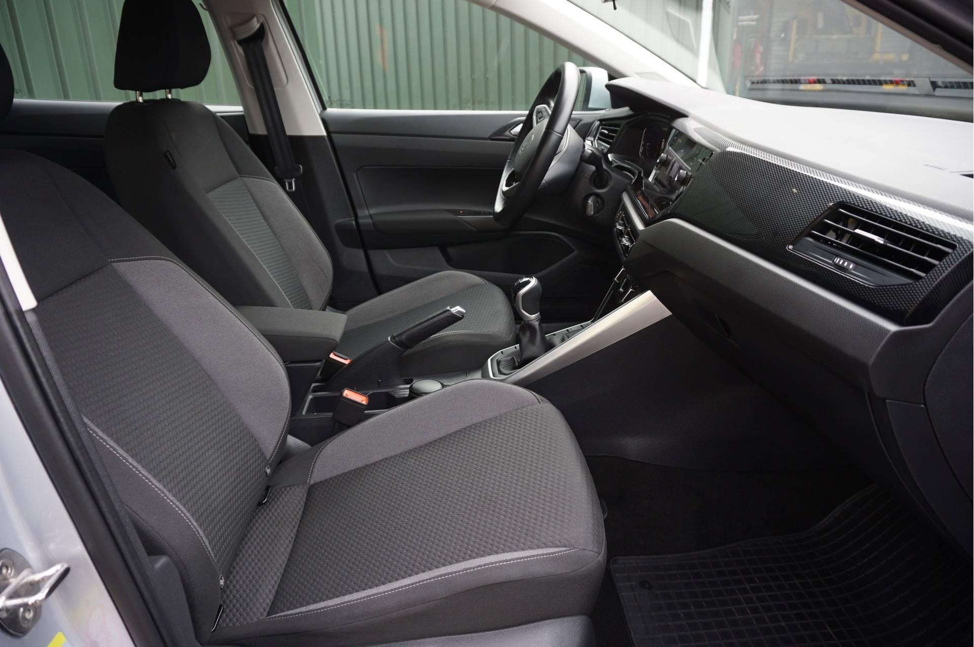 Volkswagen Taigo 1.0 TSI Life + Apple Carplay/ Cruise/ Parkeersensoren/ Virtual Cockpit/ Garantie! - 11/42