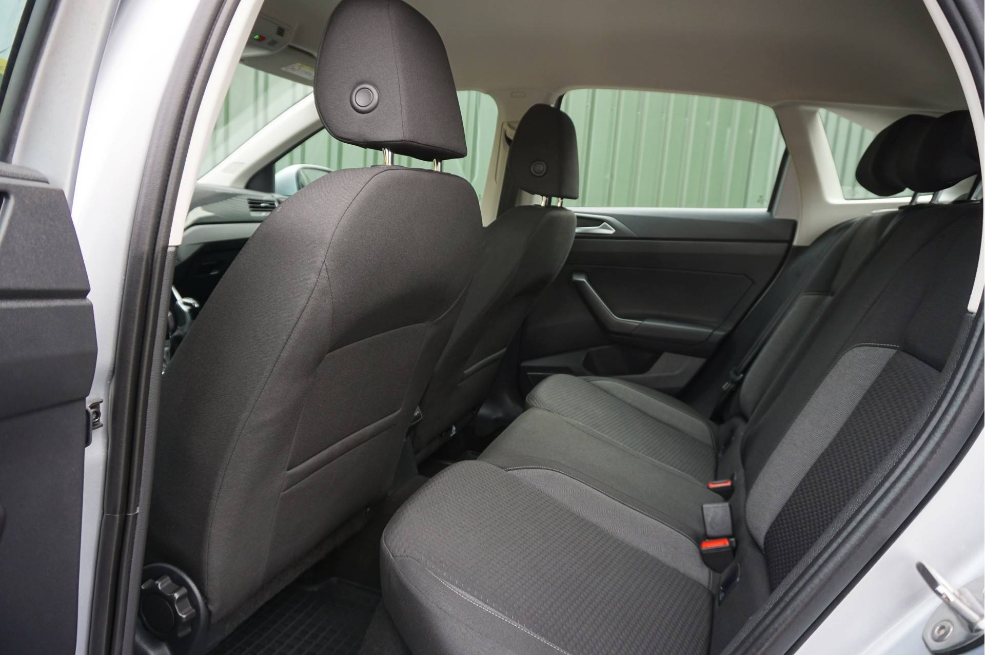 Volkswagen Taigo 1.0 TSI Life + Apple Carplay/ Cruise/ Parkeersensoren/ Virtual Cockpit/ Garantie! - 15/42