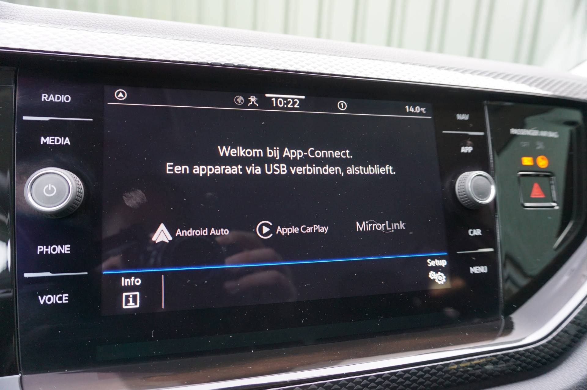Volkswagen Taigo 1.0 TSI Life + Apple Carplay/ Cruise/ Parkeersensoren/ Virtual Cockpit/ Garantie! - 17/42