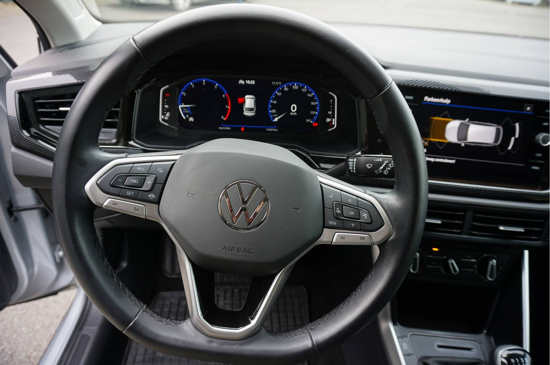 Volkswagen Taigo 1.0 TSI Life + Apple Carplay/ Cruise/ Parkeersensoren/ Virtual Cockpit/ Garantie! - 25/42