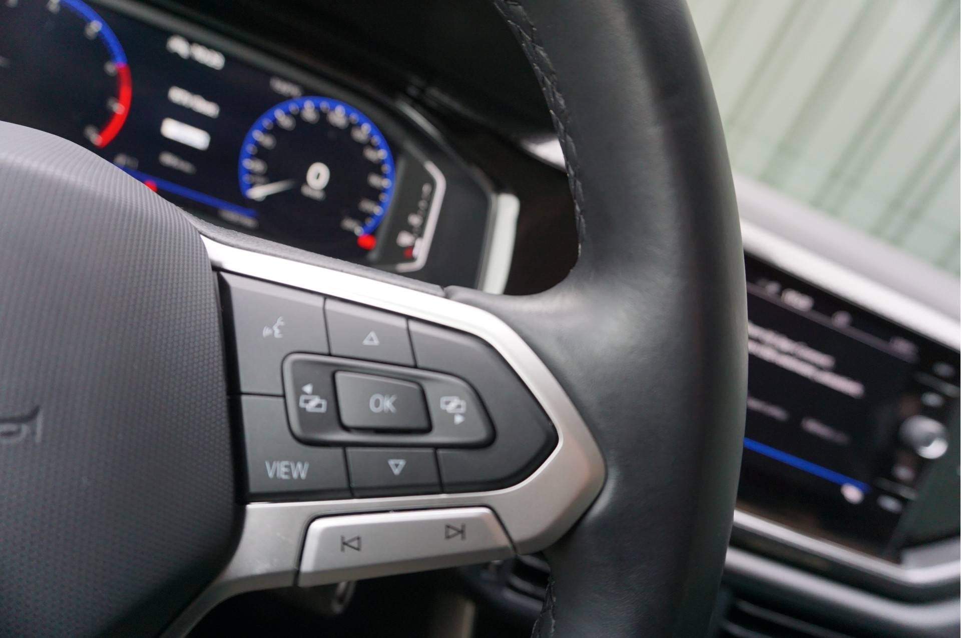 Volkswagen Taigo 1.0 TSI Life + Apple Carplay/ Cruise/ Parkeersensoren/ Virtual Cockpit/ Garantie! - 26/42