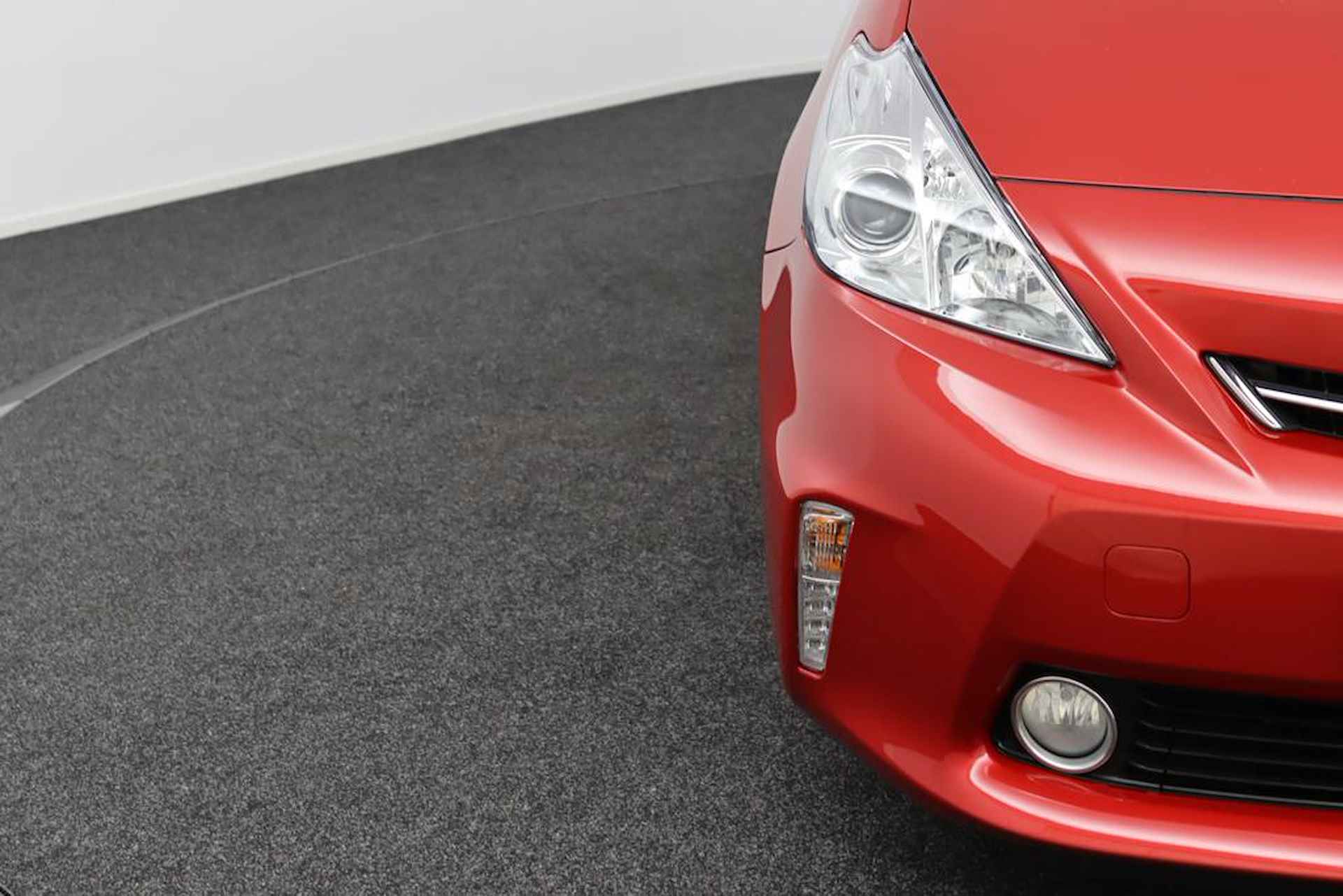 Toyota Prius Wagon 1.8 Aspiration 96g | 7-Persoons | Trekhaak | Panoramadak | Head Up Display | Climate Control | - 50/60