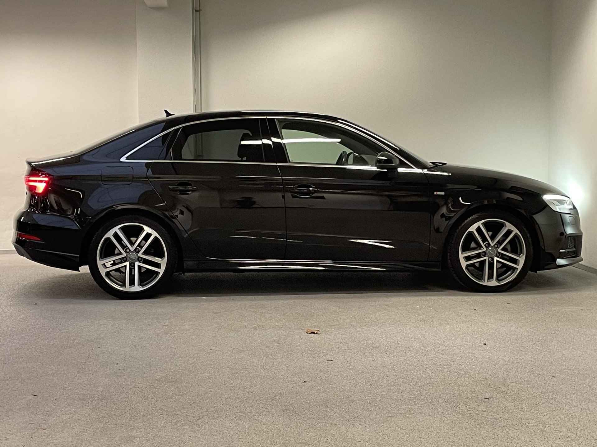 Audi A3 Limousine 35 TFSI CoD 3x S-Line | ORG.NL | TREKHAAK | CARPLAY | DEALERONDERHOUDEN | - 9/50