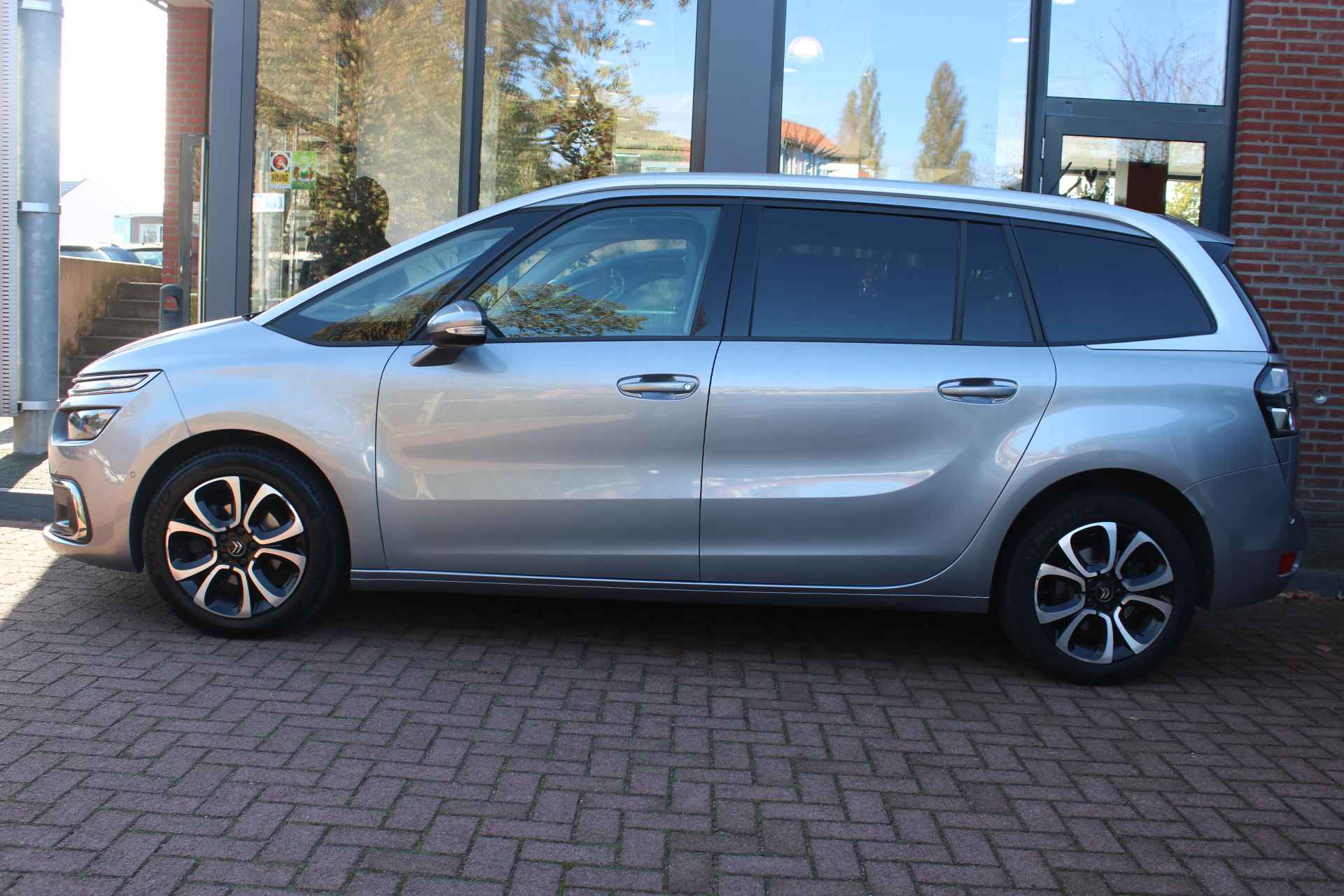 CITROEN C4 Spacetourer 1.2 PureTech Aut. *Business* 7P. | Camera | Carplay | Cruise & Climate Control | Privacy | - 3/23