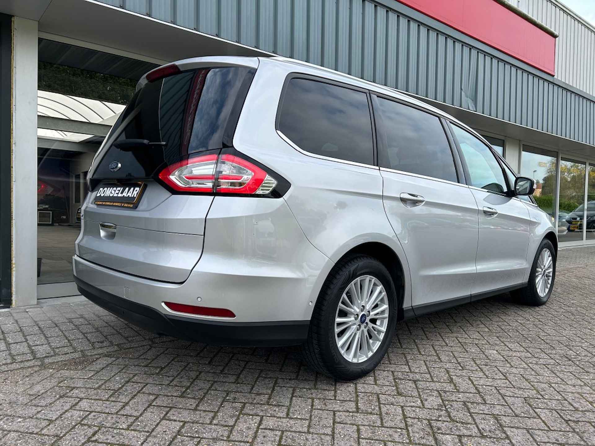 FORD Galaxy 1.5 Titanium 7Persoons!! - 24/30