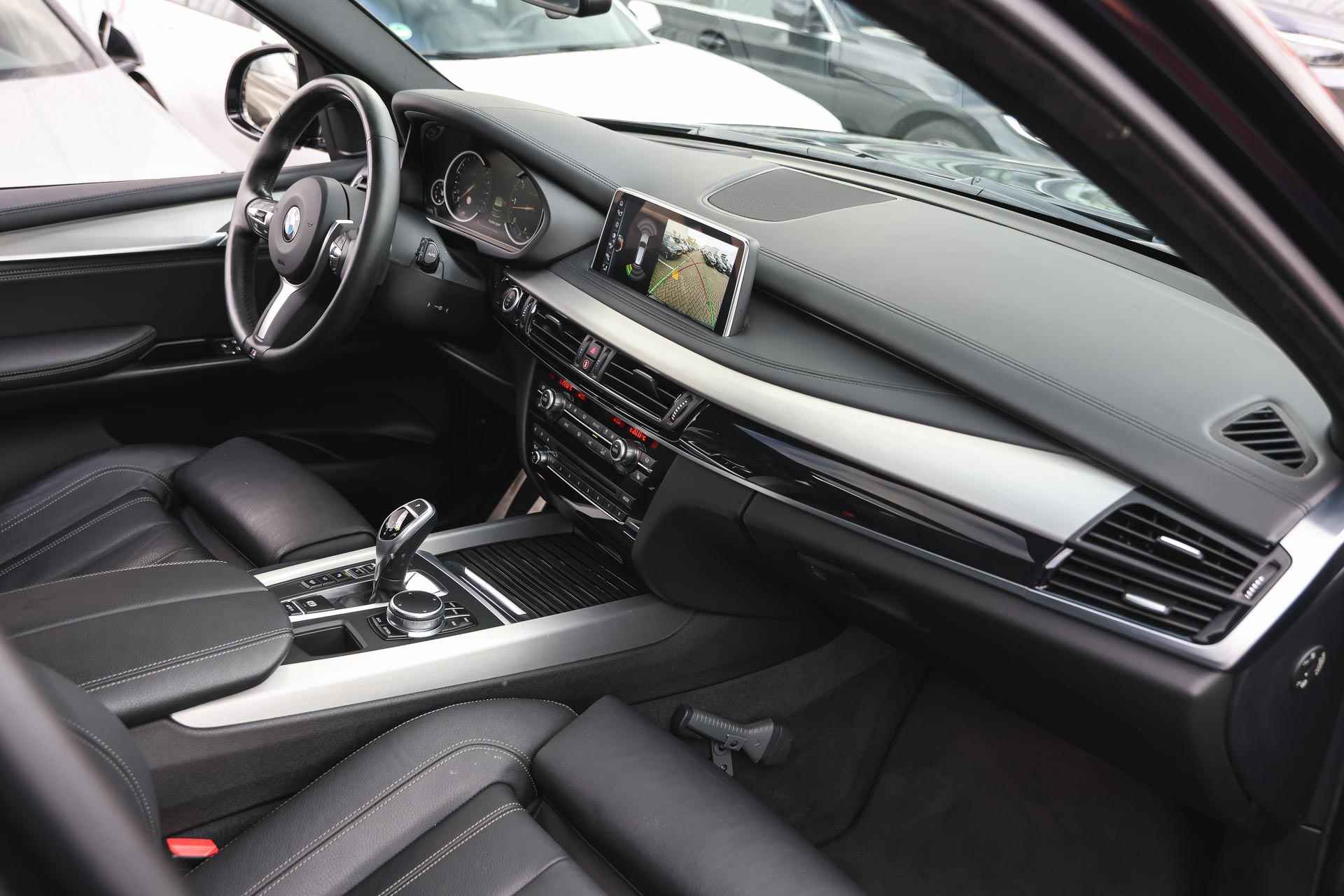 BMW X5 xDrive40d High Executive 7p. M Sport Automaat / Panoramadak / Trekhaak / Adaptief M onderstel / Adaptieve LED / Head-Up / Surround View / Navigatie Professional - 5/41