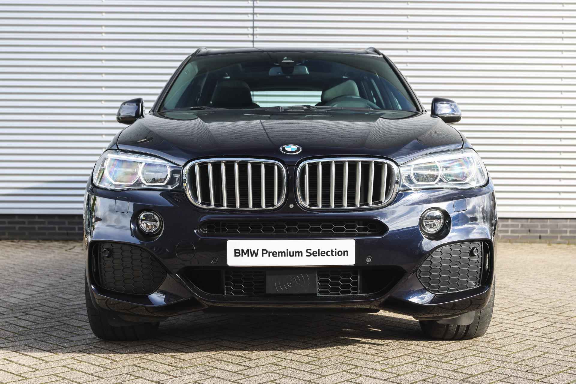 BMW X5 xDrive40d High Executive 7p. M Sport Automaat / Panoramadak / Trekhaak / Adaptief M onderstel / Adaptieve LED / Head-Up / Surround View / Navigatie Professional - 23/41