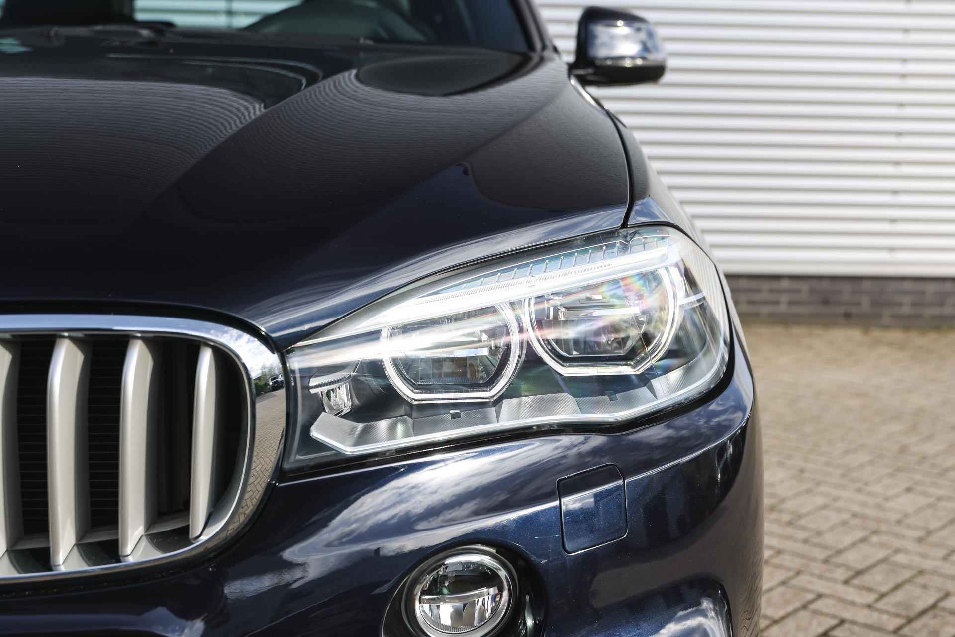 BMW X5 xDrive40d High Executive 7p. M Sport Automaat / Panoramadak / Trekhaak / Adaptief M onderstel / Adaptieve LED / Head-Up / Surround View / Navigatie Professional - 36/41