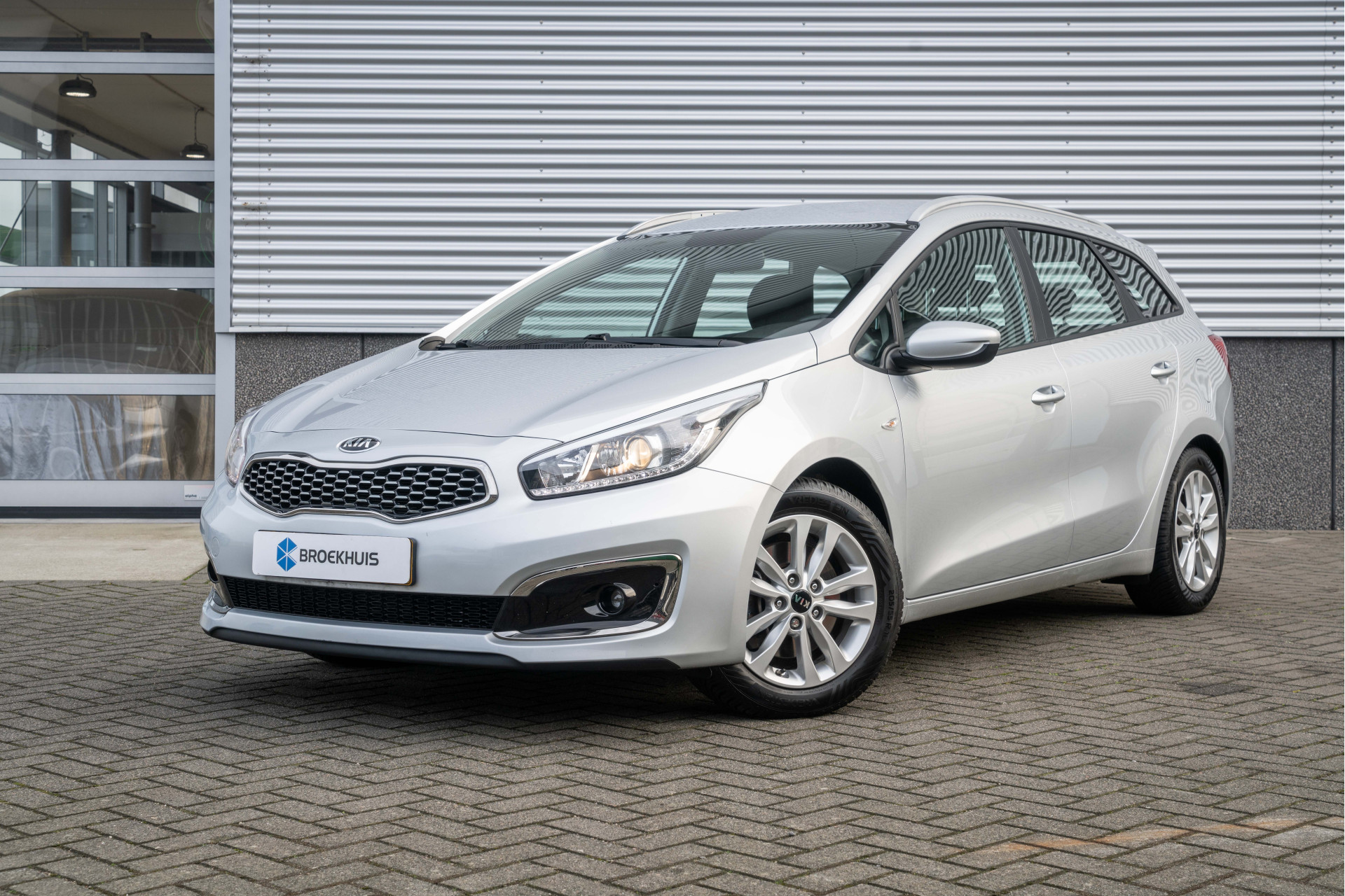 Kia cee'd Sportswagon 1.0 T-GDi ComfortPlusLine Navigator | Trekhaak| Camera| Navi|