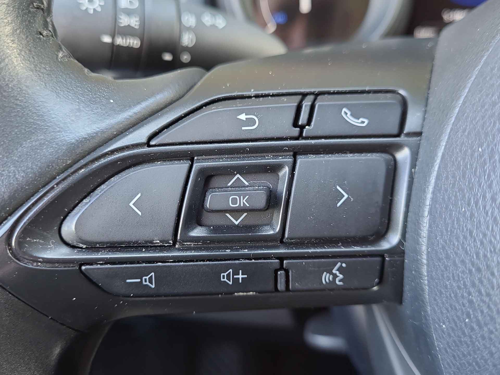 Toyota Yaris 1.5 Hybrid Dynamic Automaat | Navigatie | Apple CarPlay / Android Auto | Rijklaarprijs incl. 36 maanden garantie | - 18/32