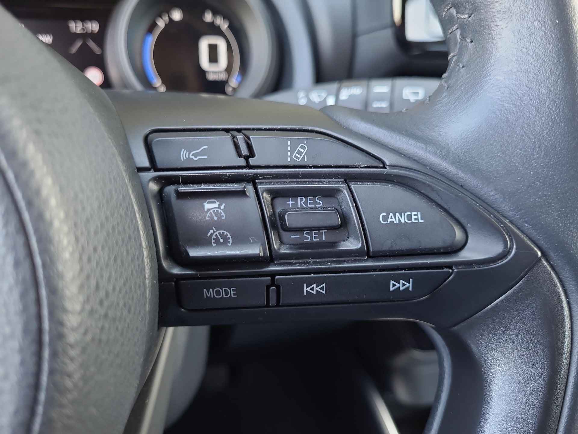 Toyota Yaris 1.5 Hybrid Dynamic Automaat | Navigatie | Apple CarPlay / Android Auto | Rijklaarprijs incl. 36 maanden garantie | - 20/32