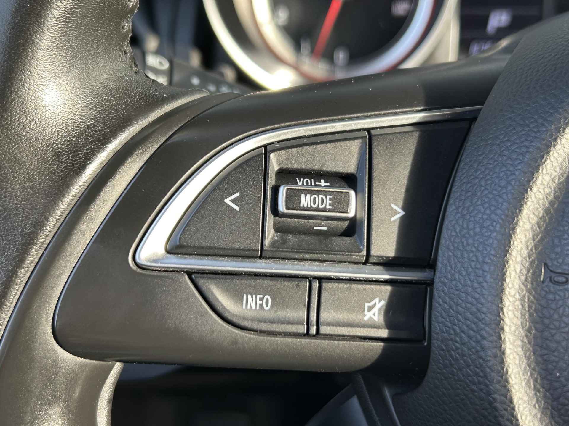 Suzuki Swift 1.2 Select CVT Automaat | Cruise Control | Achteruitrijcamera | Carplay - 19/27