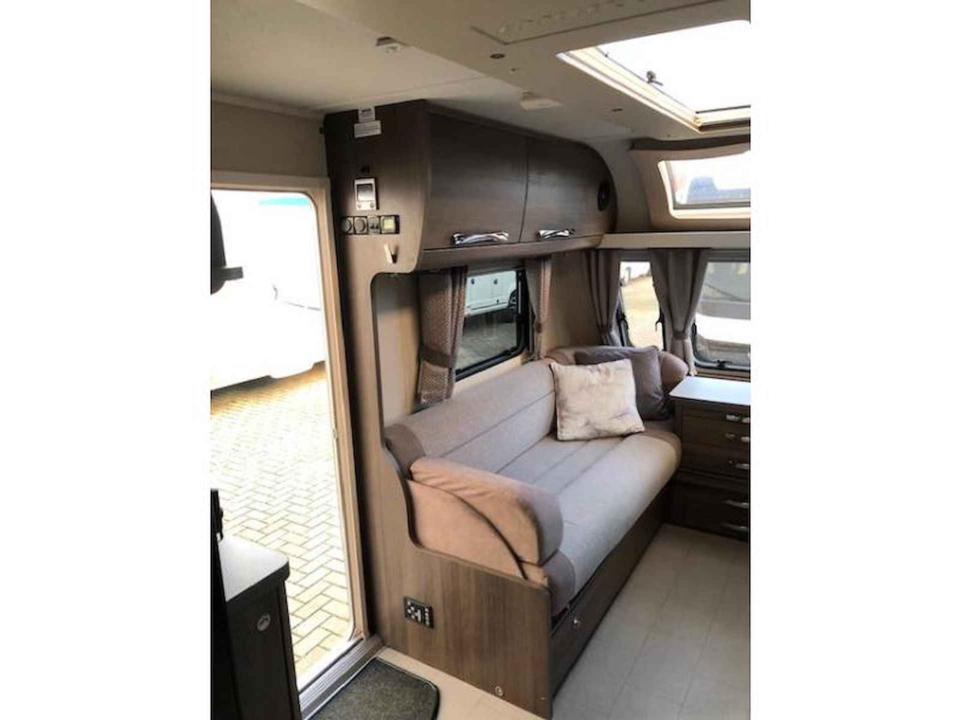 Elddis Buccaneer  levelsysteem, mover, - 14/19