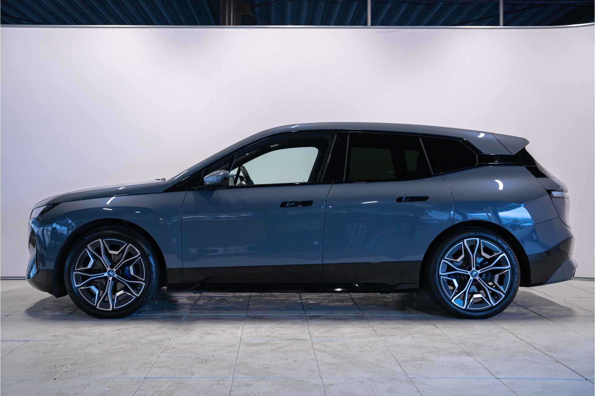 BMW iX xDrive40 High Executive Sportpakket - 4/30