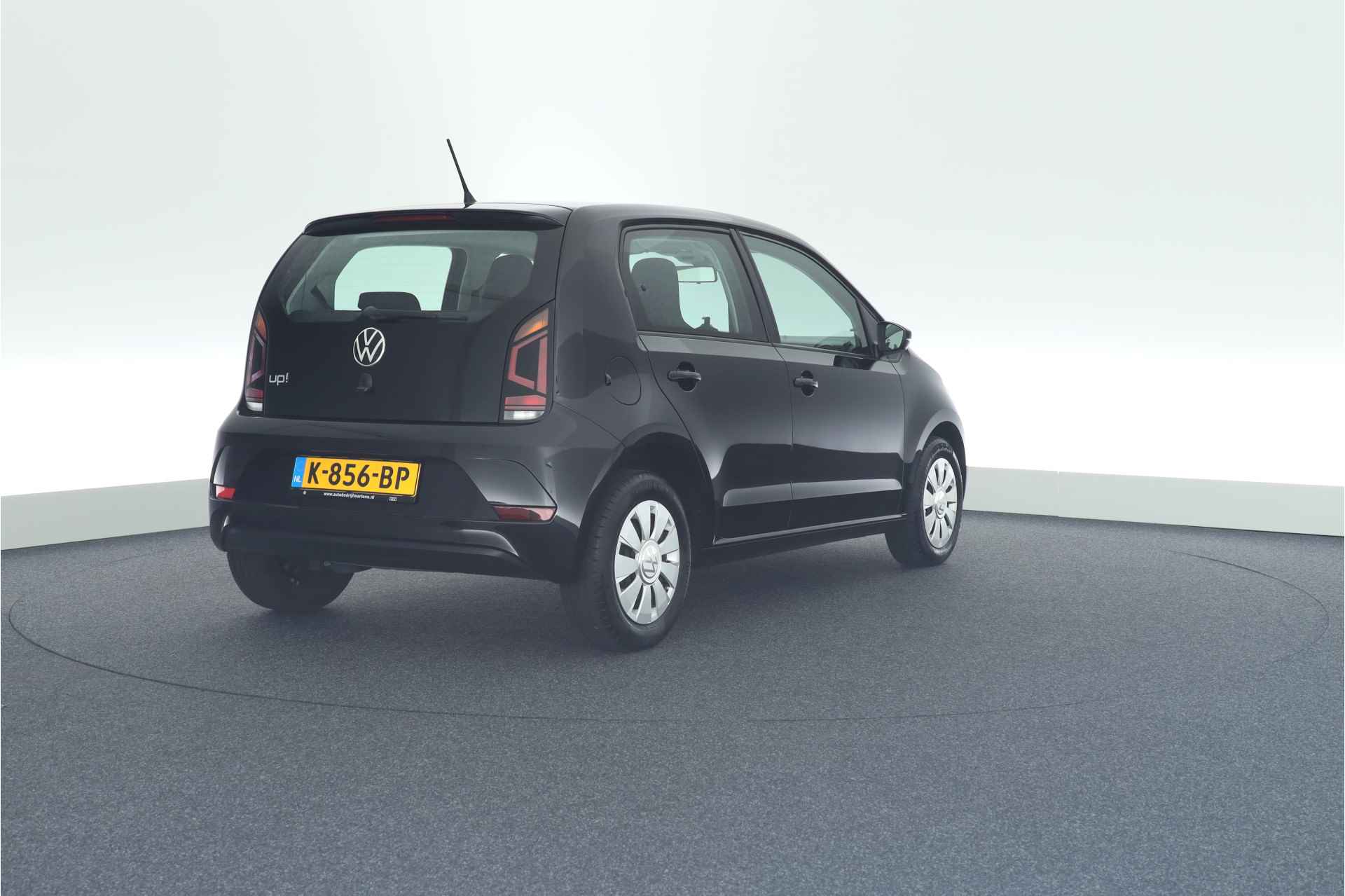 Volkswagen up! 1.0 60pk BMT move up! Airco Maps&More - 6/28