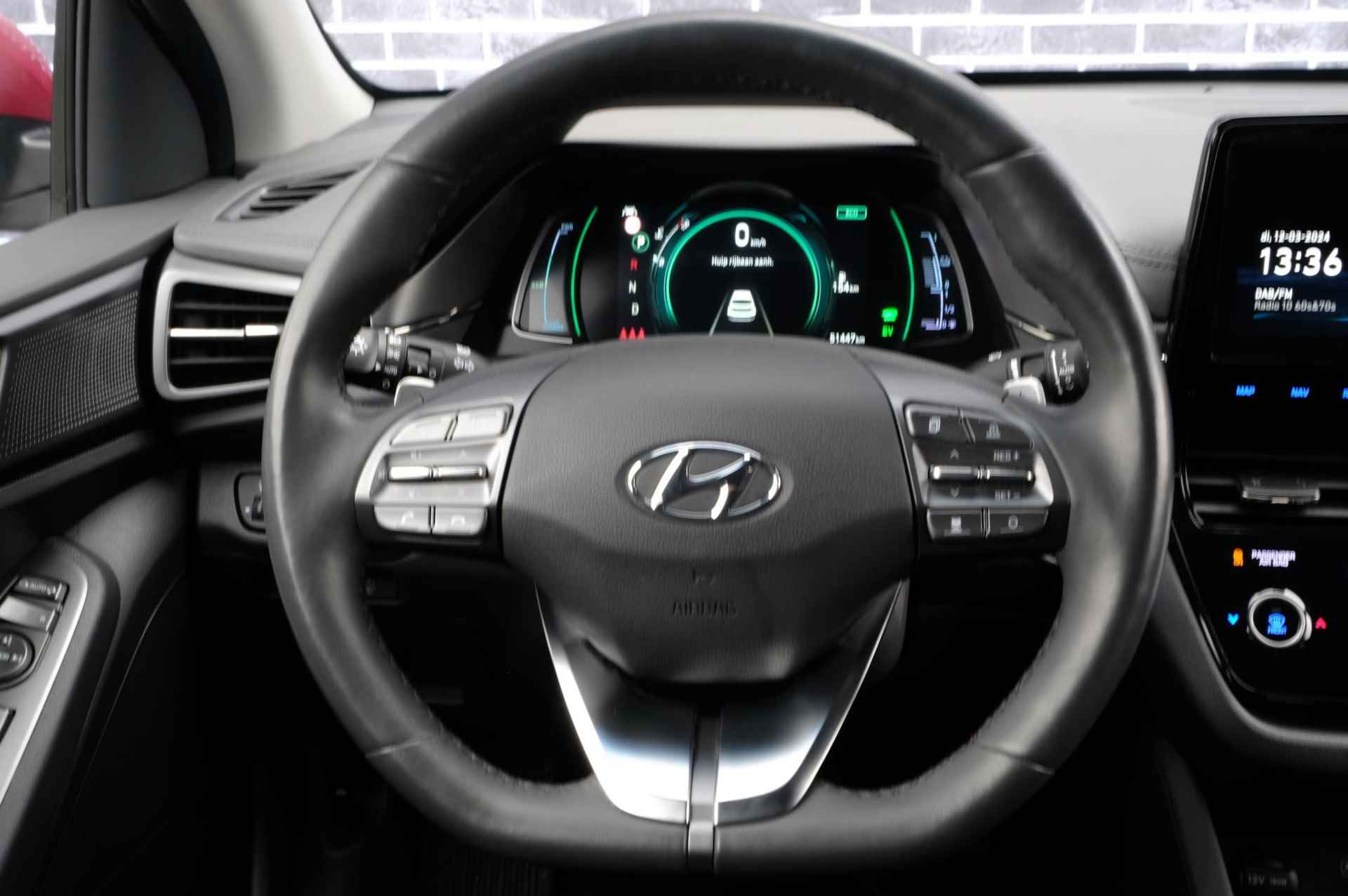 Hyundai IONIQ 1.6 GDi Comfort - Plus | Adaptieve Cruise Control | PDC | Camera | Navigatie | Stoel/Stuur Verwarming | Apple Carplay | LED-Verlichting | - 10/33
