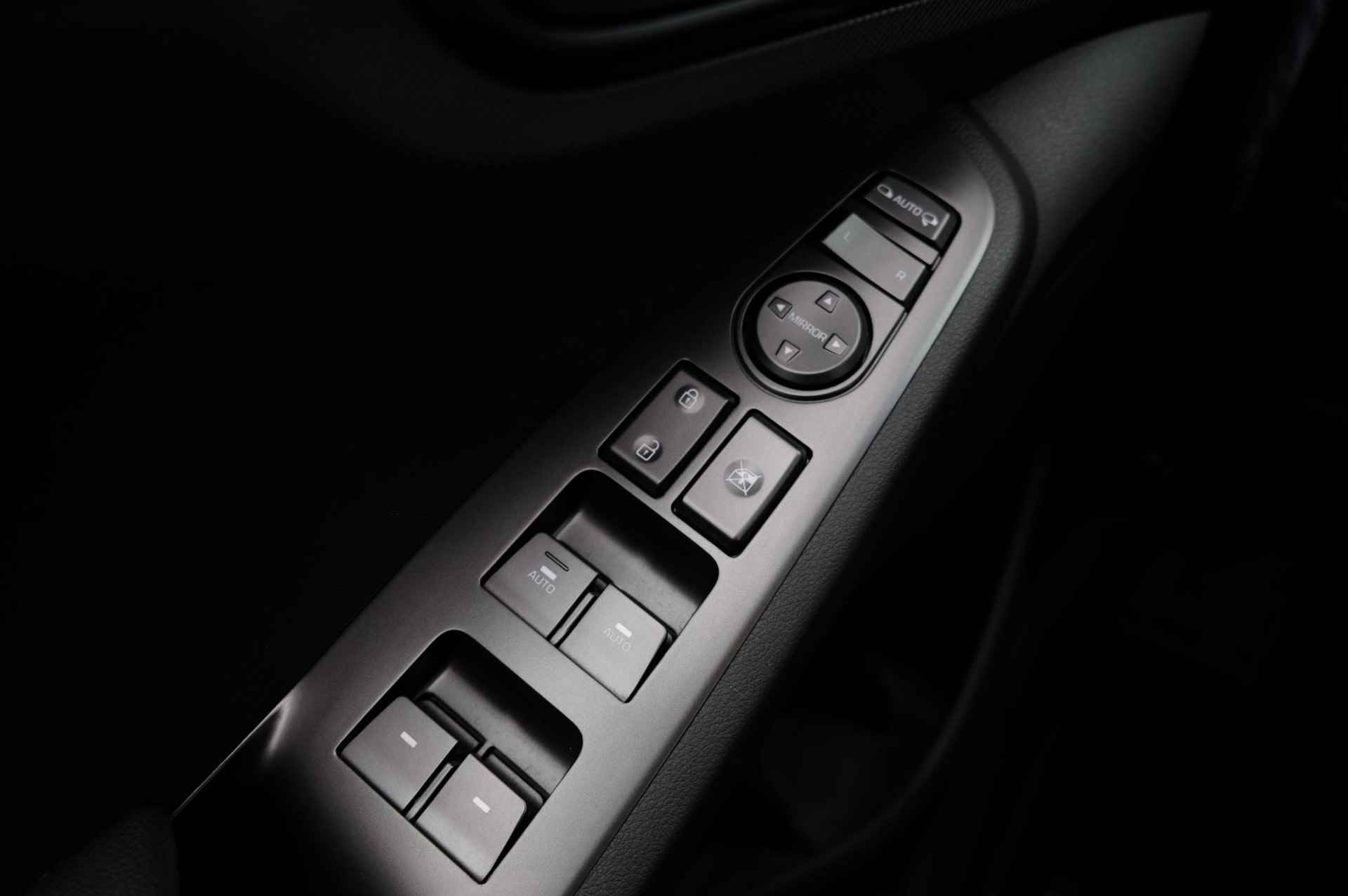Hyundai IONIQ 1.6 GDi Comfort - Plus | Adaptieve Cruise Control | PDC | Camera | Navigatie | Stoel/Stuur Verwarming | Apple Carplay | LED-Verlichting | - 19/33