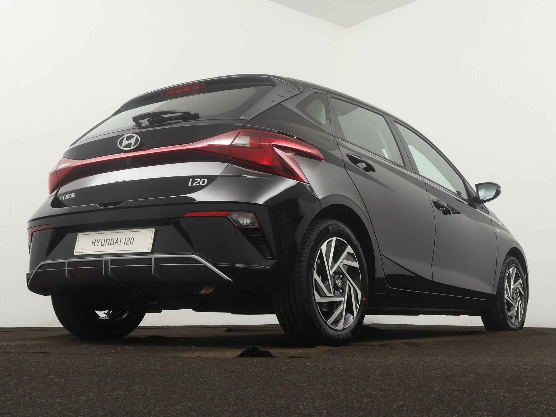 Hyundai i20 1.0 T-GDI Comfort Smart | Incl. €2000,- Voorraadactie! | Nieuwste model! | Navigatie | Apple Carplay | Camera | Lm-wielen | Parkeersensoren | - 4/28