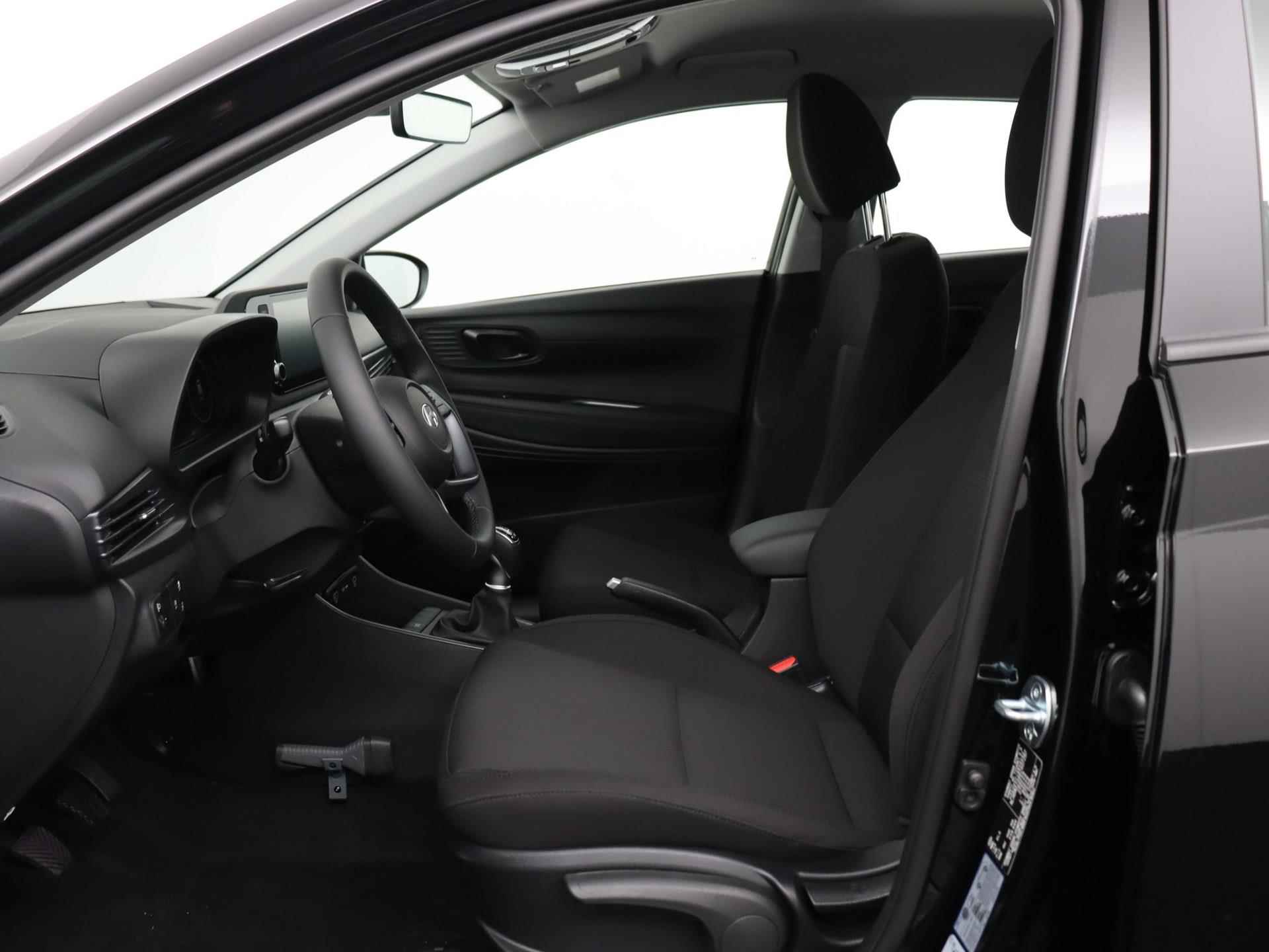 Hyundai i20 1.0 T-GDI Comfort Smart | Incl. €2000,- Voorraadactie! | Nieuwste model! | Navigatie | Apple Carplay | Camera | Lm-wielen | Parkeersensoren | - 21/28