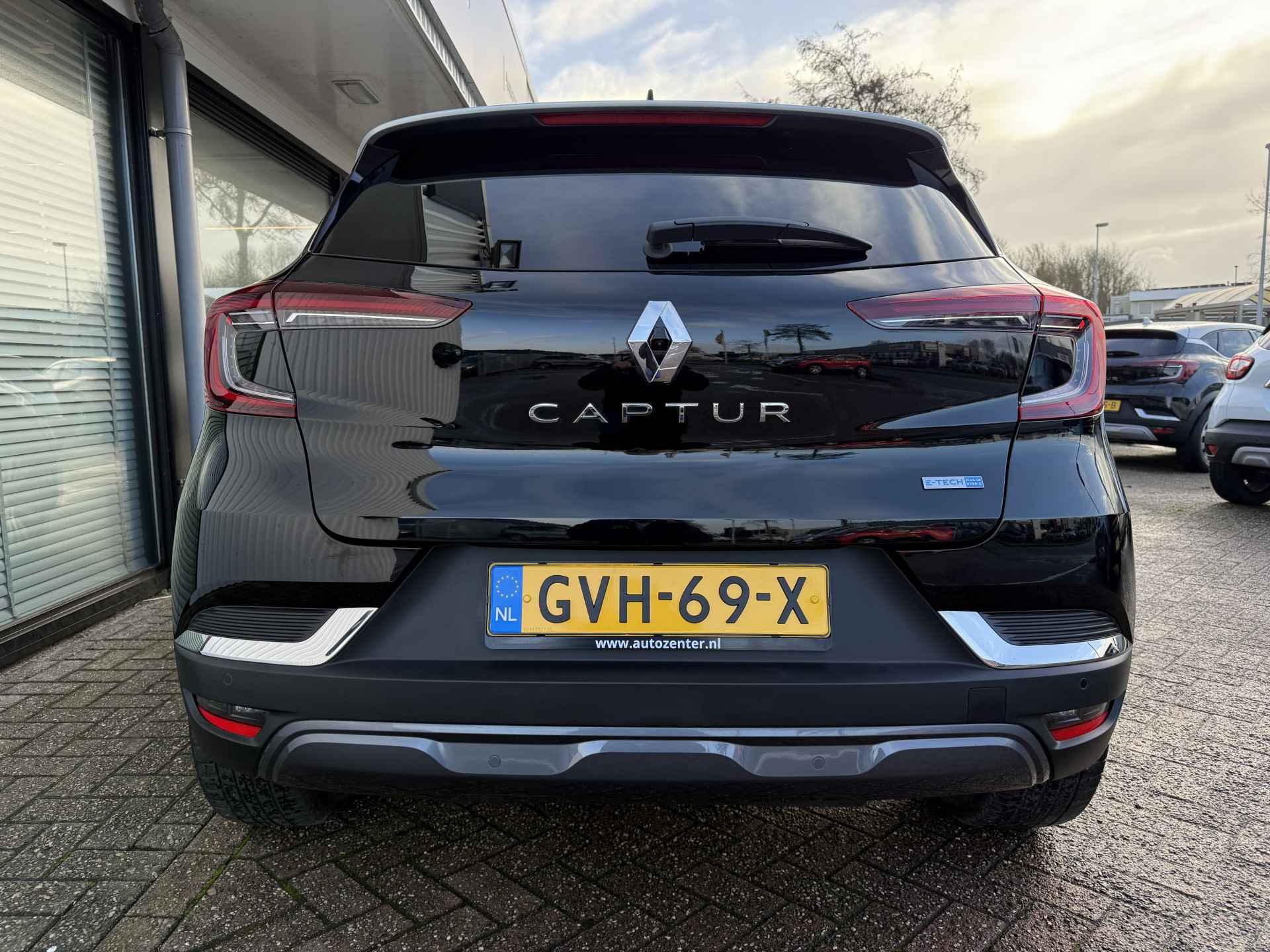 Renault Captur 1.6 E-Tech Plug-in Hybrid 160 Initiale Paris | Bose | 360 camera | stoel- en stuurverwarming | tijdelijk gratis Top Afleverpakket twv Eur 695 - 12/48