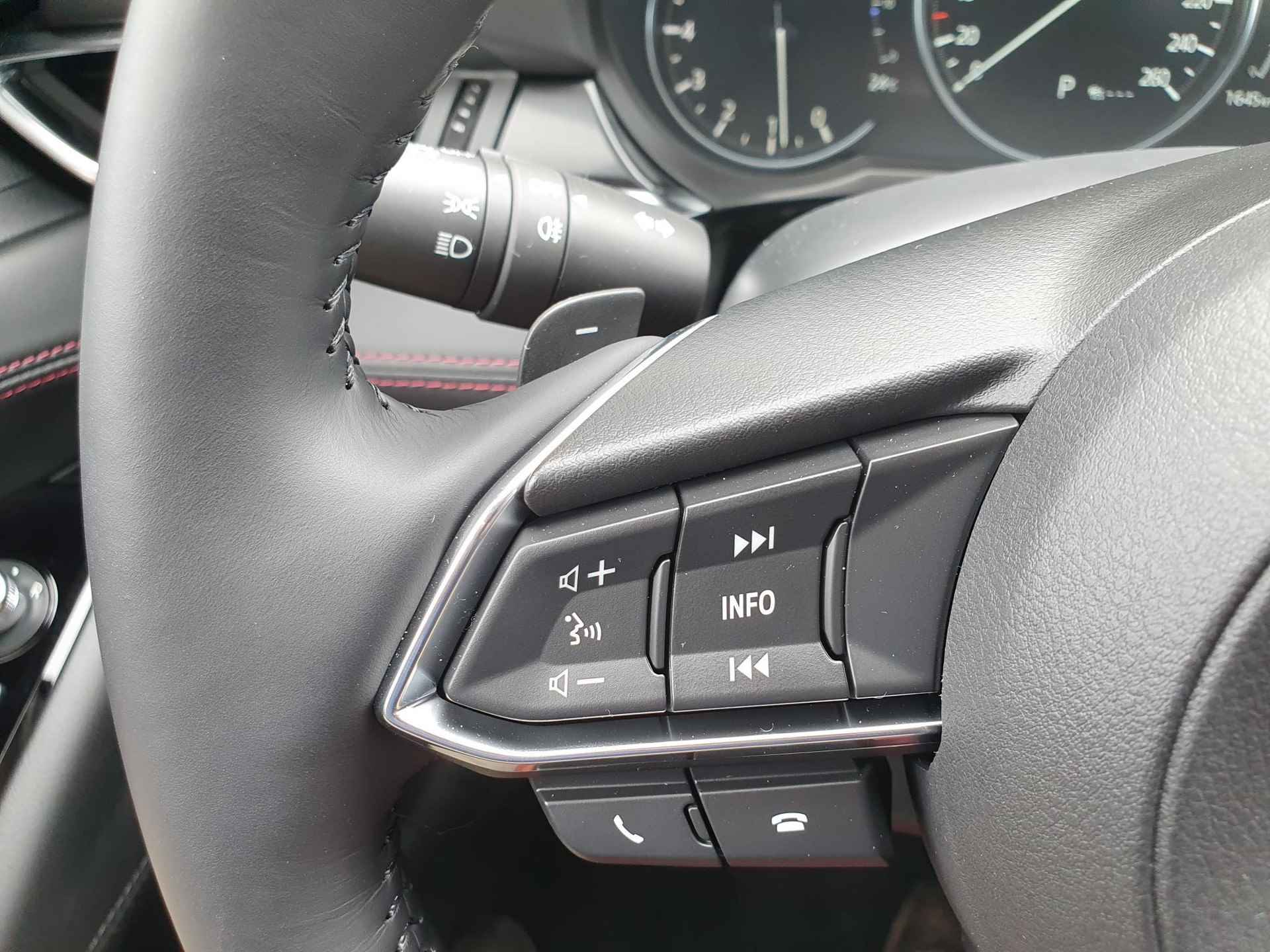 Mazda 6 Sportbreak 2.5 SkyActiv-G 194 Homura | Leder | Stoel ventilatie vóór | Navigatie | Camera | Bose Geluidssysteem | - 21/39