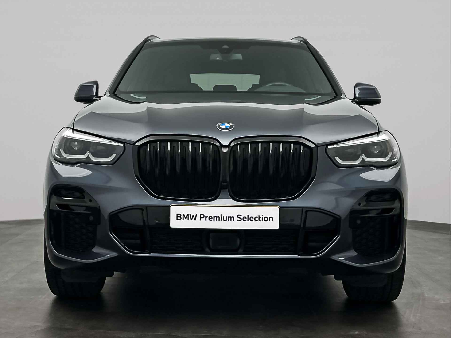 BMW X5 xDrive30d | M Adaptief onderstel | Comfort Access | Sportstoelen voor | BMW Live Cockpit Professional | 	High-beam assistant | Adaptieve LED koplampen | - 6/29