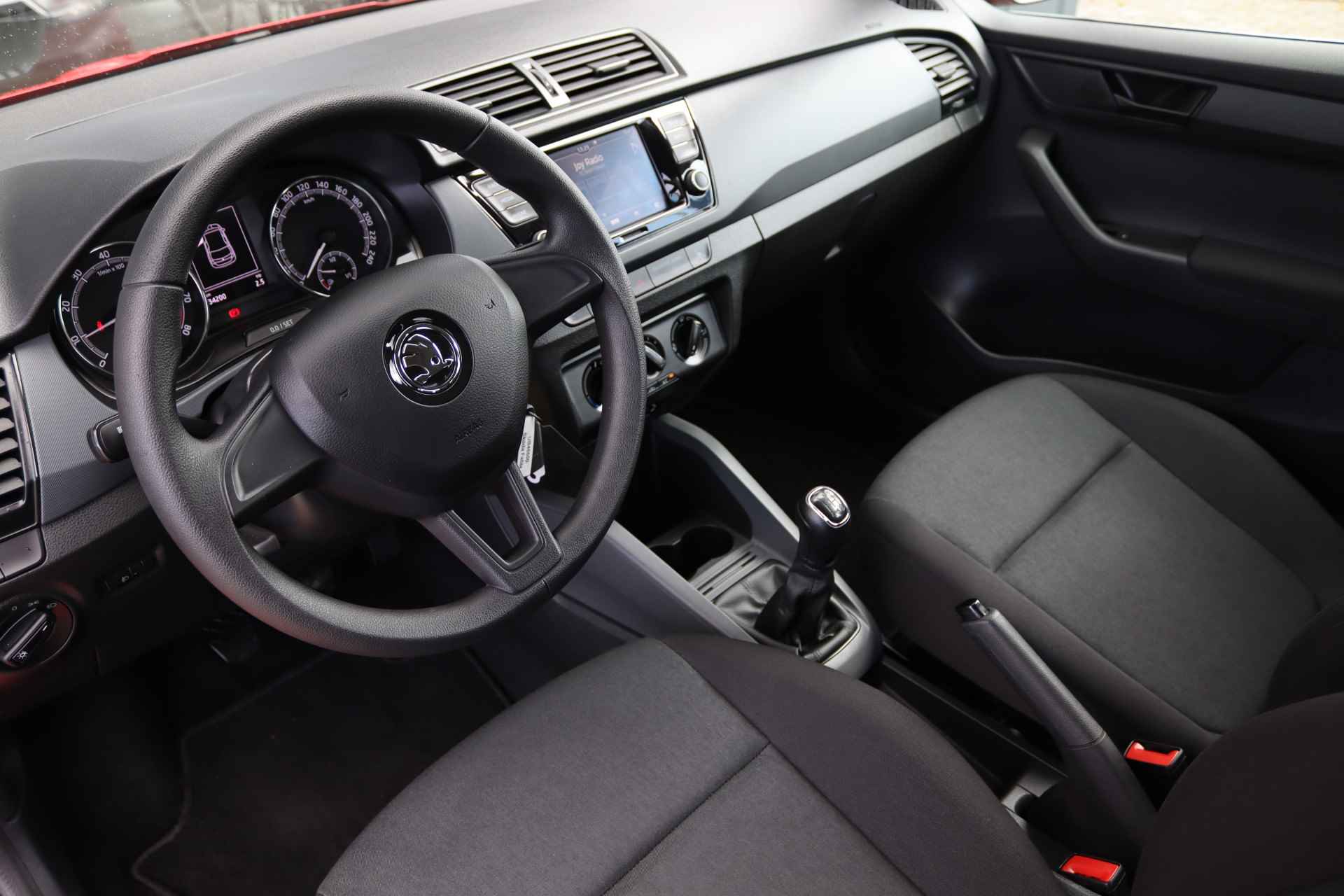 Škoda Fabia 1.0 TSI 75 pk Ambition | Airco | Bluetooth | PDC Achter | DAB | 16'' LM | Stoelverwarming | - 12/37