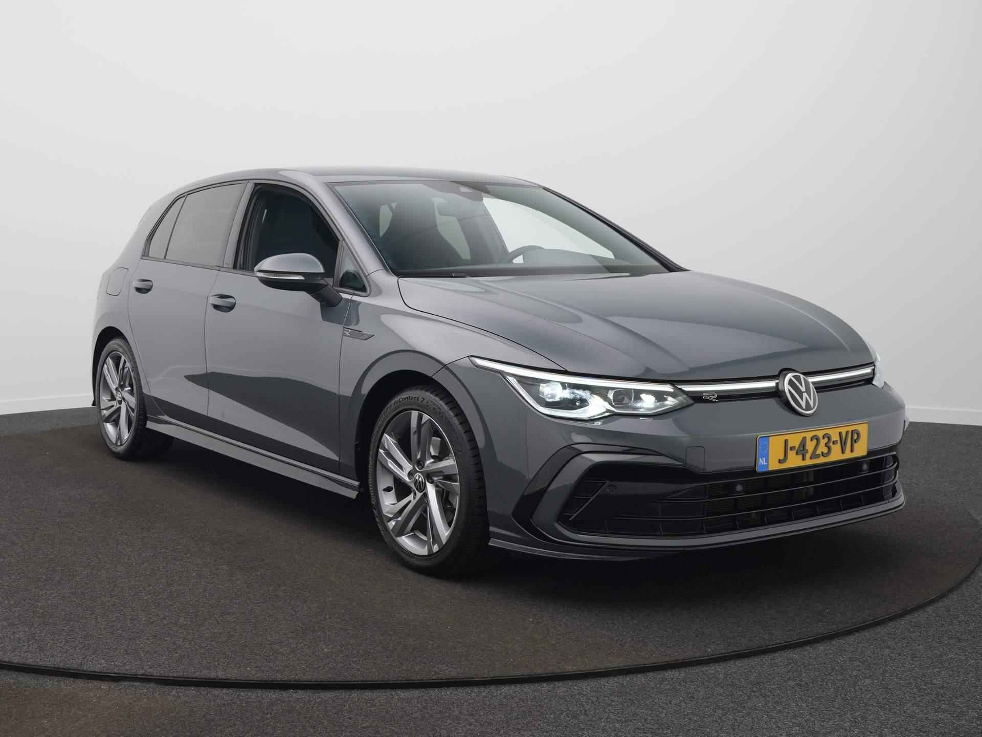 Volkswagen Golf 1.5 eTSI R-Line Navi / Clima / Adaptive Cruise / Stoelverwarming / Parkeersensoren / LED - 3/49