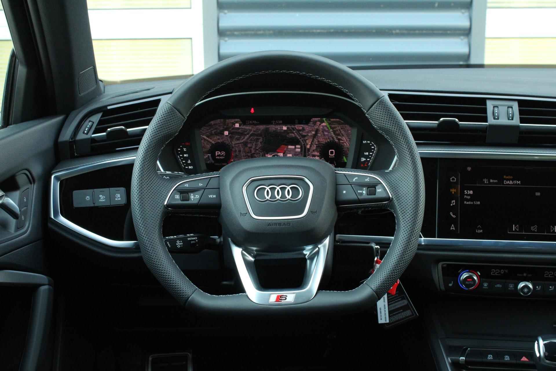 Audi Q3 35 TFSI 150pk S Edition Competition | Rondomzicht Camera | Stoelverwarming - 26/51