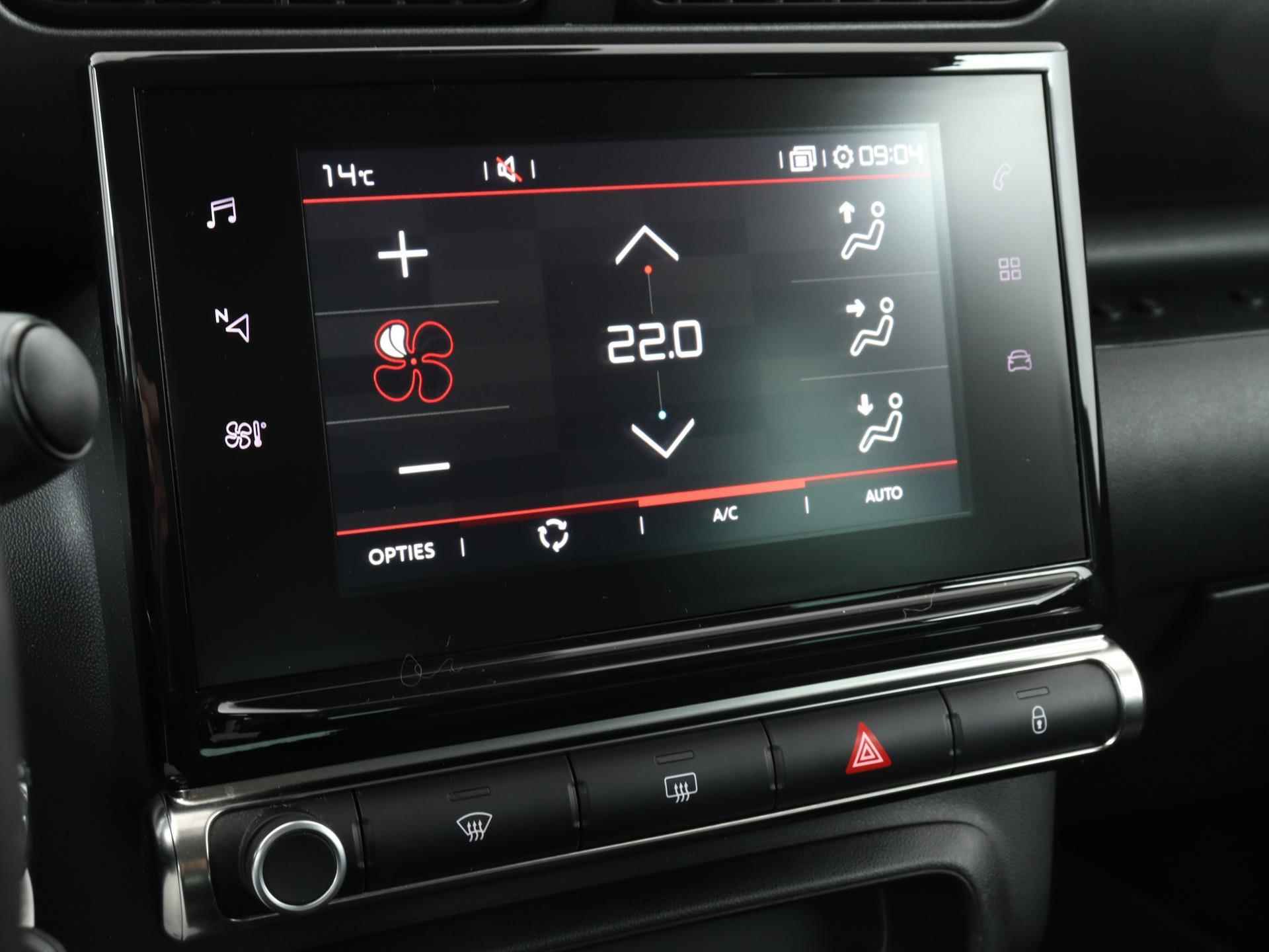 Citroen C3 Aircross Feel 82pk | Navigatie | Climate Control | Cruise Control | Parkeersensoren | Apple Carplay / Android Auto | DAB+ radio | Draadloze telefoonlader | Regensensor | Donker getint glas | Lage kilometerstand | 16" lichtmetalen velgen | - 23/35