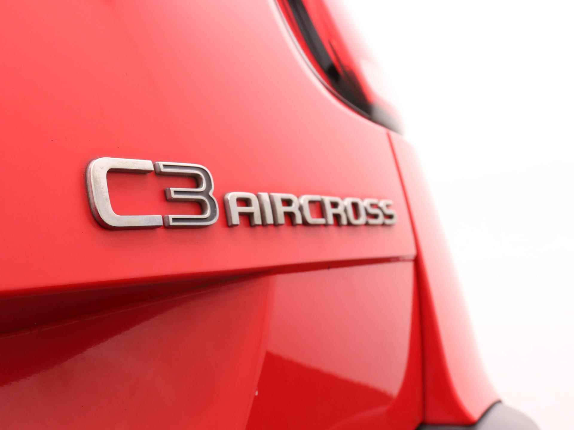 Citroen C3 Aircross Feel 82pk | Navigatie | Climate Control | Cruise Control | Parkeersensoren | Apple Carplay / Android Auto | DAB+ radio | Draadloze telefoonlader | Regensensor | Donker getint glas | Lage kilometerstand | 16" lichtmetalen velgen | - 28/35